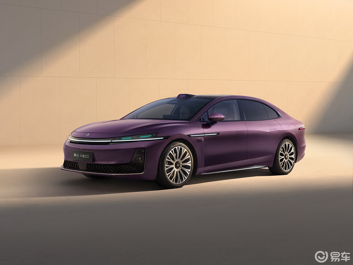 华为智驾+三电机四驱！昊铂A800定档3月4日