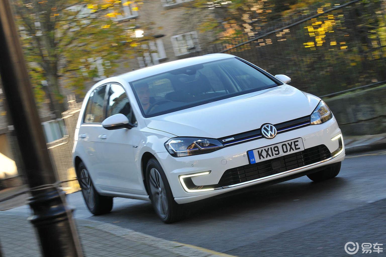 电动车续航里程排名_小刀电动车续航里程(2)