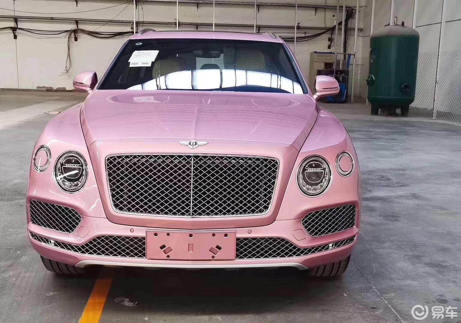 20款国六宾利添越粉色付费期小姐姐的最爱