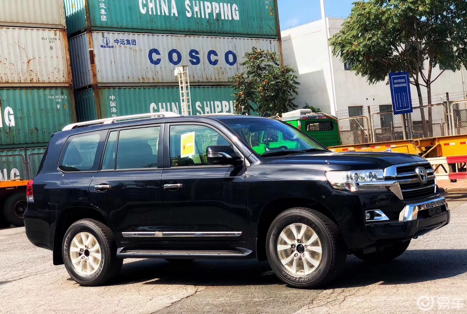 中东版丰田兰德酷路泽进口v6v8港口独家批发