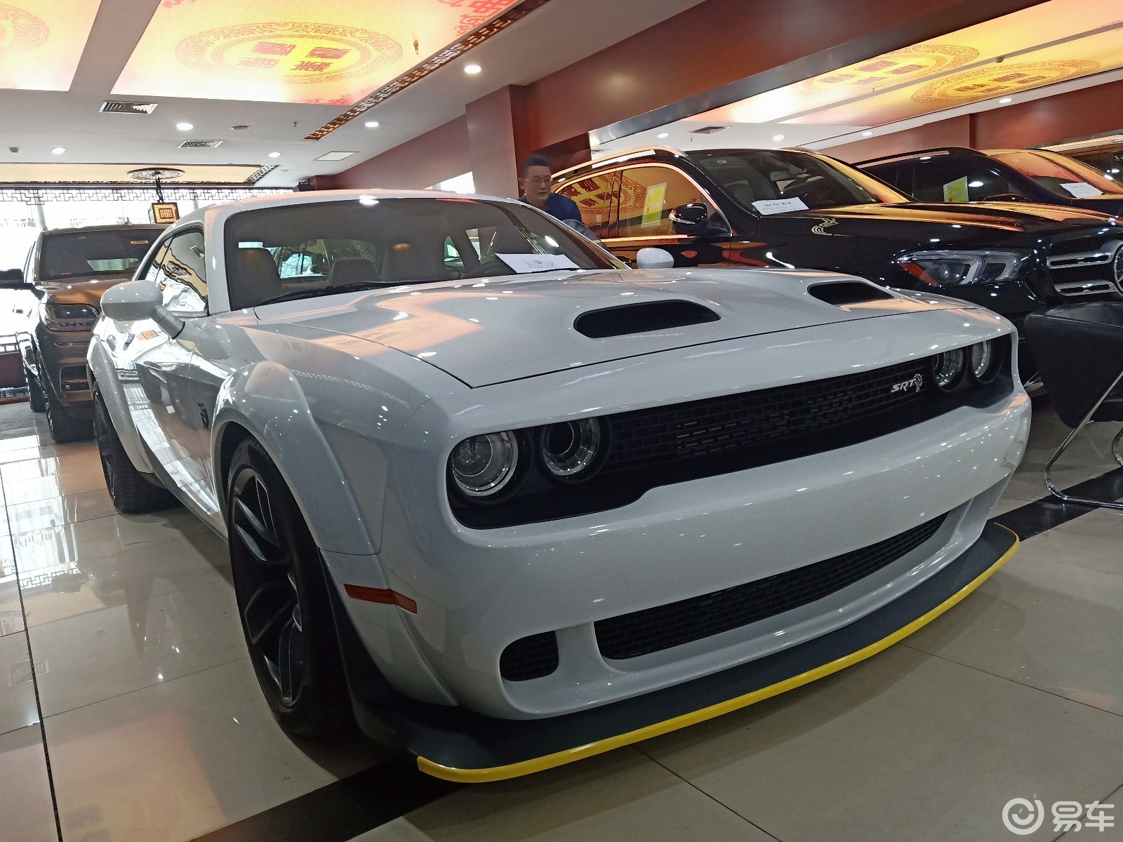 2019款红眼地狱猫激情跑车