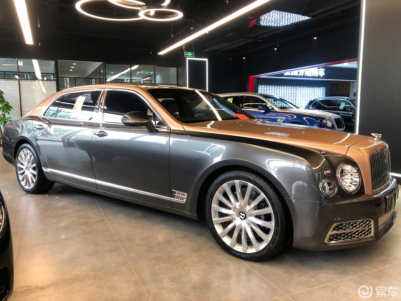 慕尚外观_前脸_车门