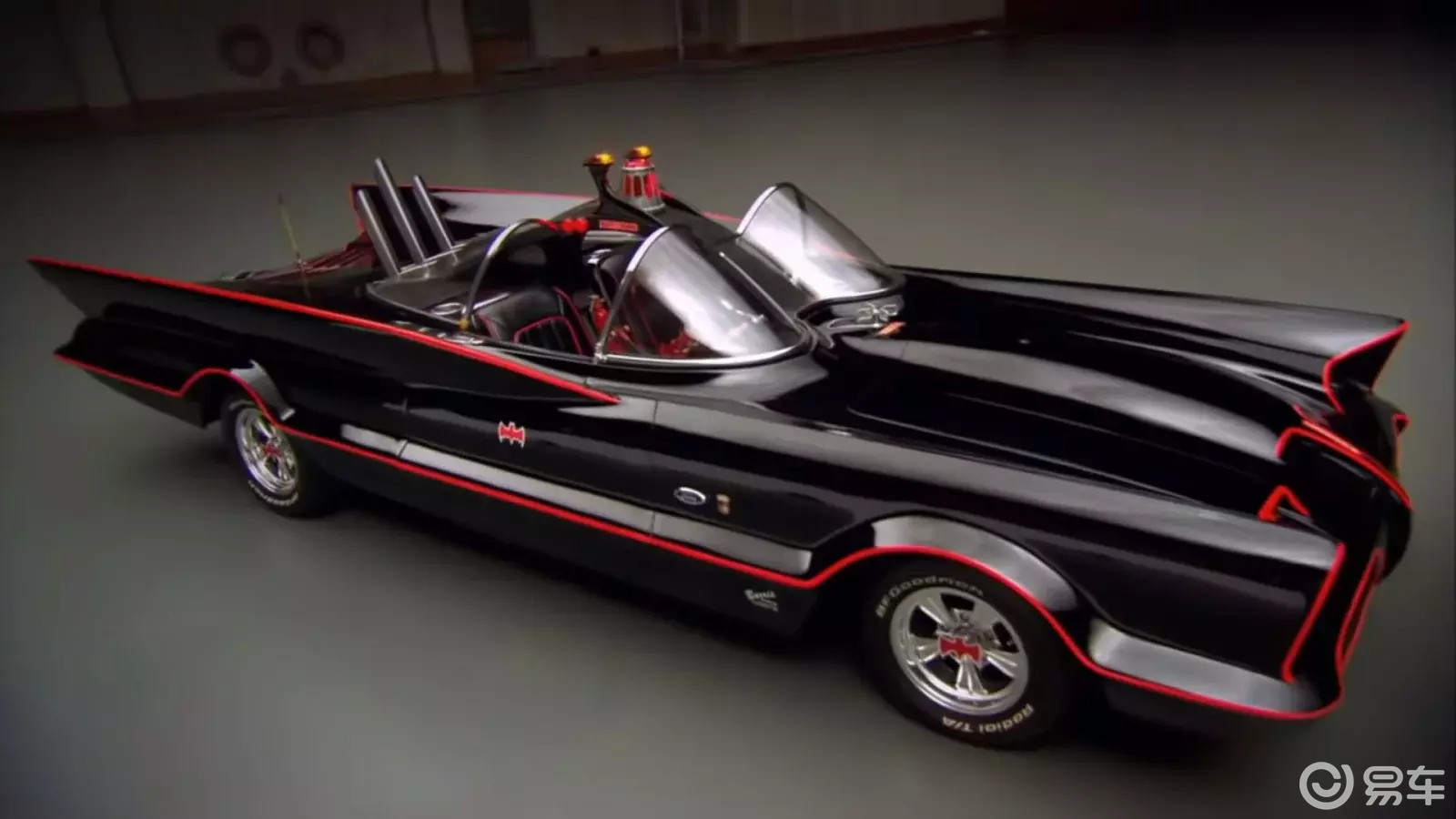 经典车型#第一代的蝙蝠车原来长这样