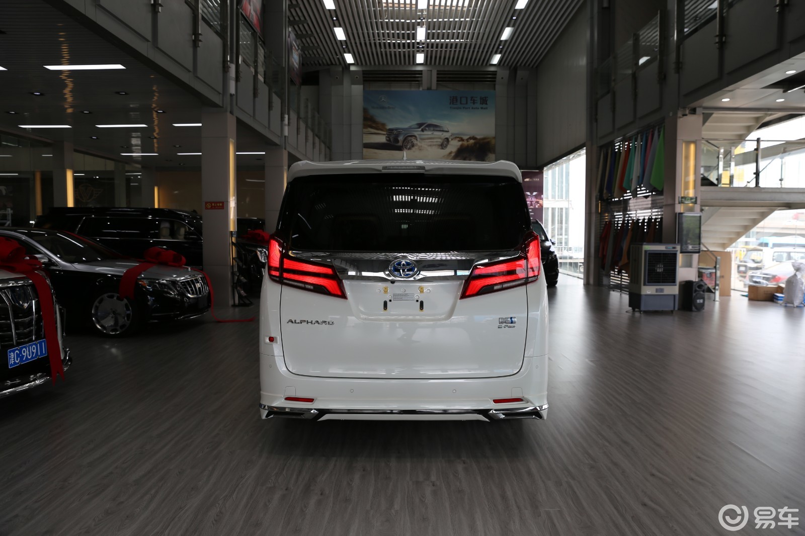 丰田埃尔法豪华顶配优惠落地价不足百万