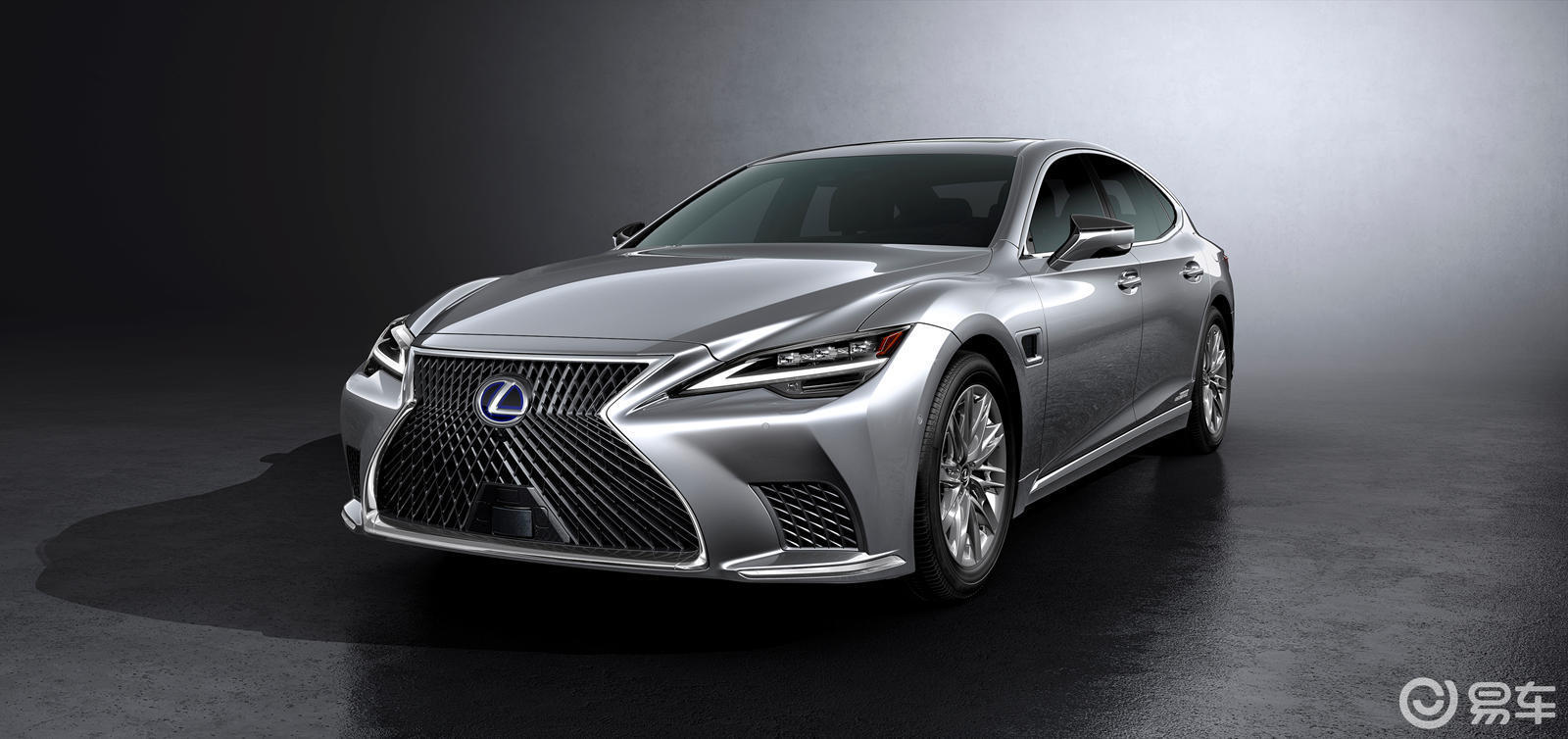 2021款新雷克萨斯ls首次亮相,是保守还是更加科技?