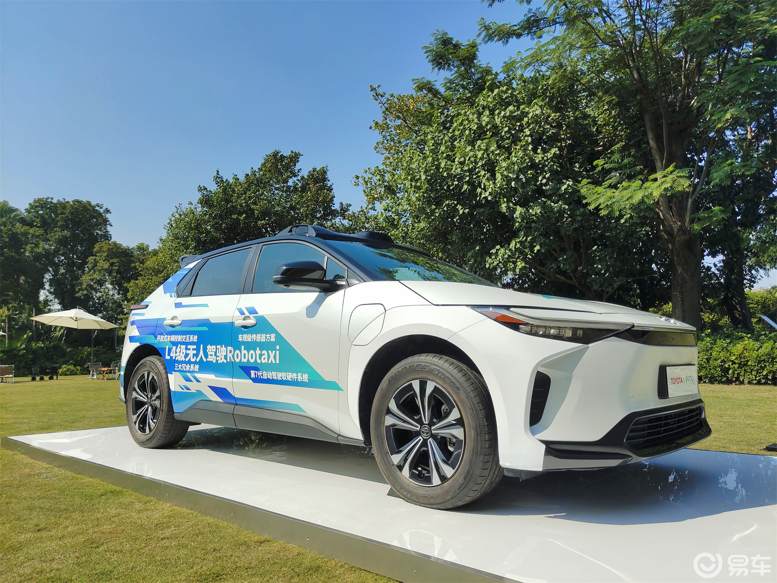 雷克萨斯rx 插电混动小马的robotaxi无人驾驶出租车已经投_易车