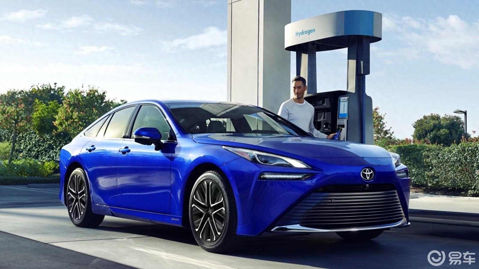虽然丰田mirai氢动力轿车在美国的销量比2022年增长了31%_易车