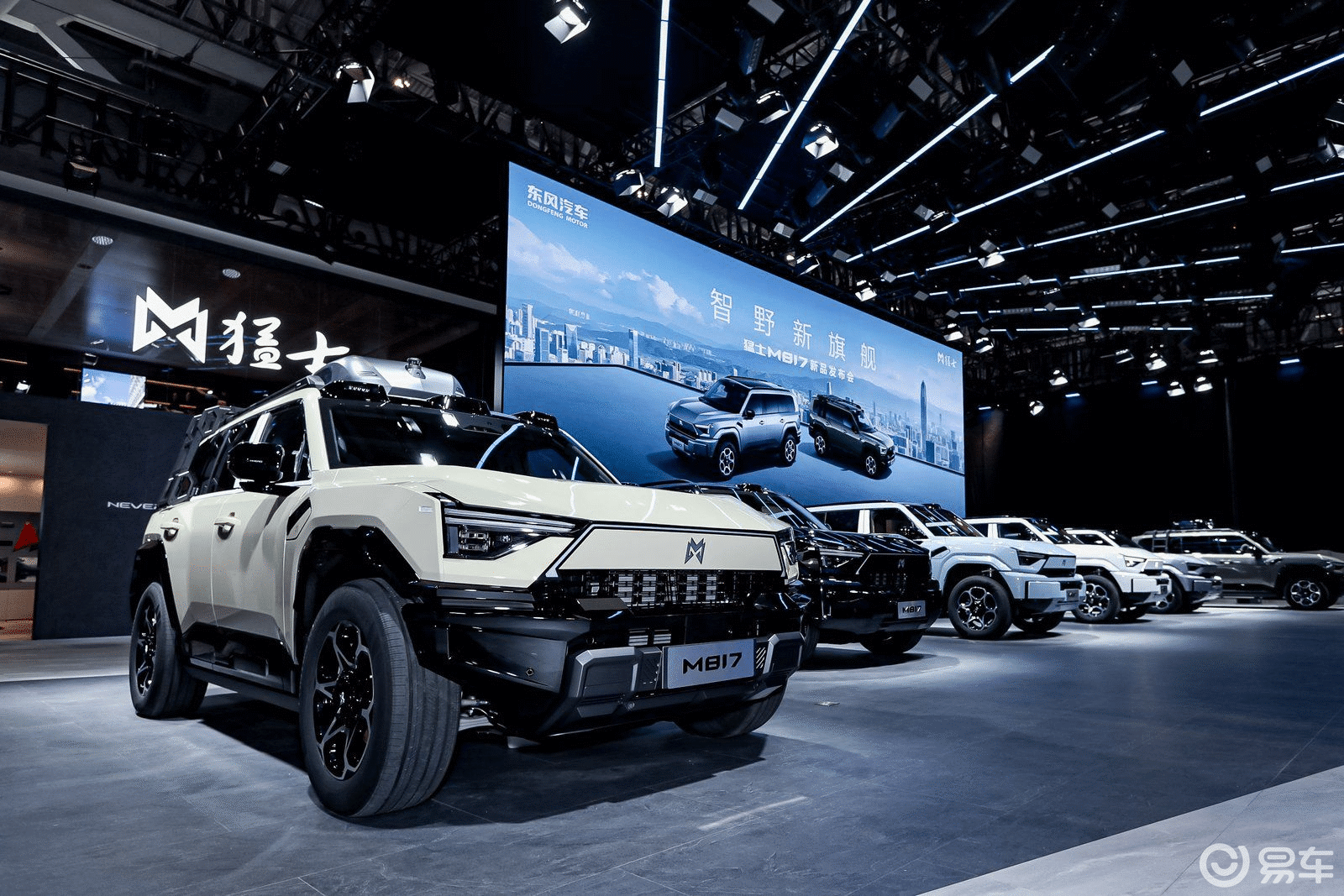 三十几万的硬核之选 极石ADAMAS还是东风猛士M817