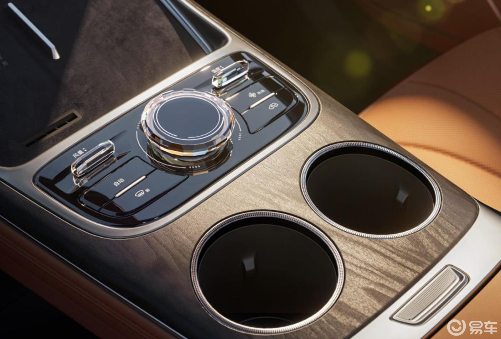 米兰首秀 吉利银河M7以设计之力诠释全球审美