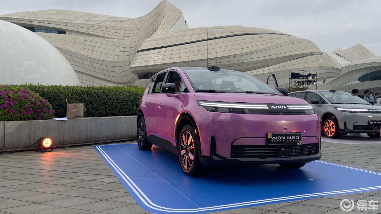 埃安N60公布预售价，标配激光雷达，顶配13.58万元