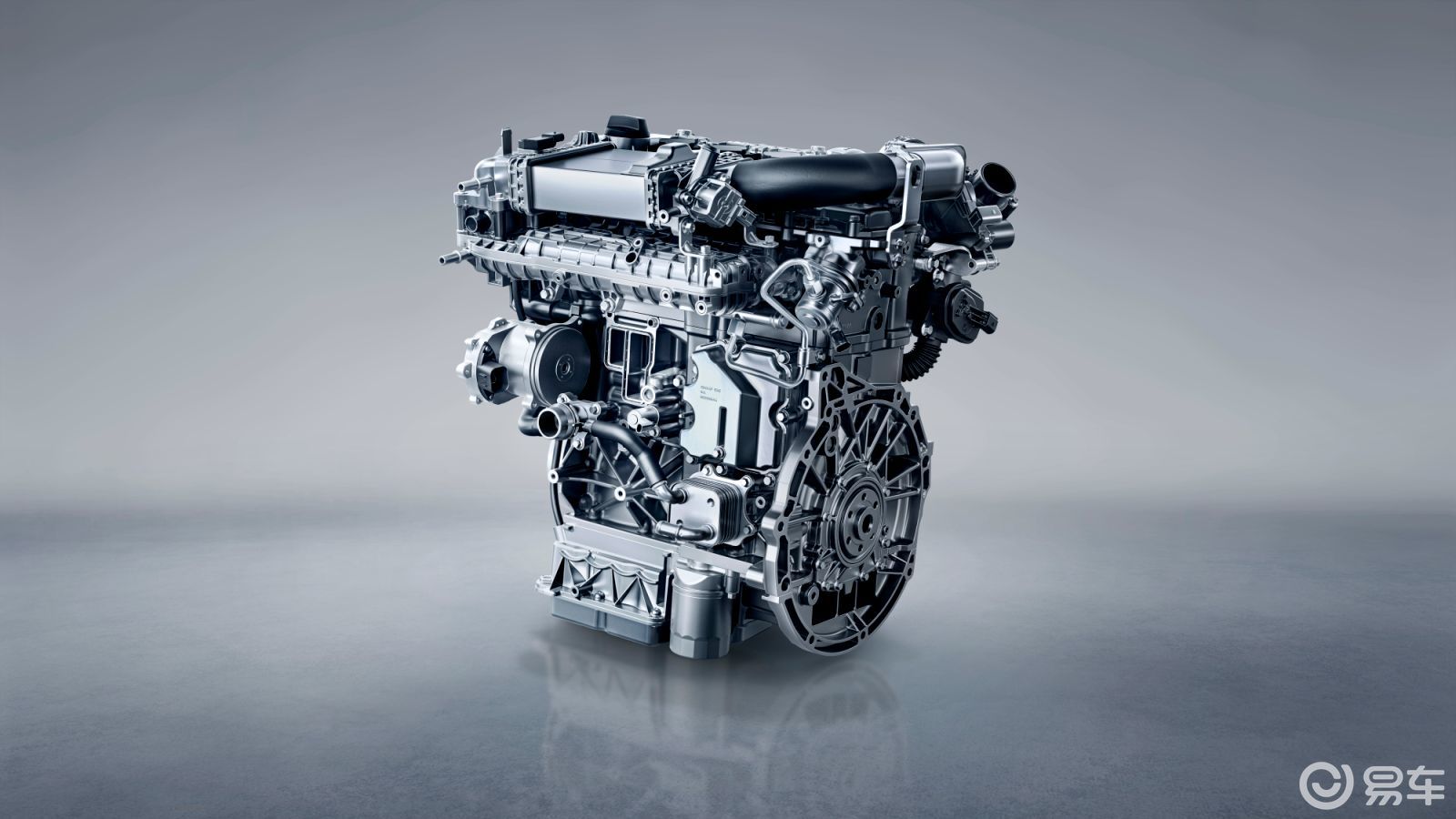 当所有人都在聊电动化，奇瑞为什么还要给燃油车办一场发布会