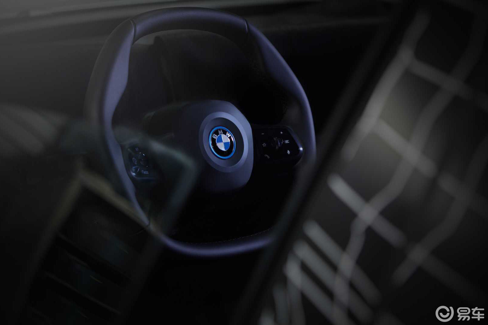 多边形方向盘造型宝马inext最新预告信息发布
