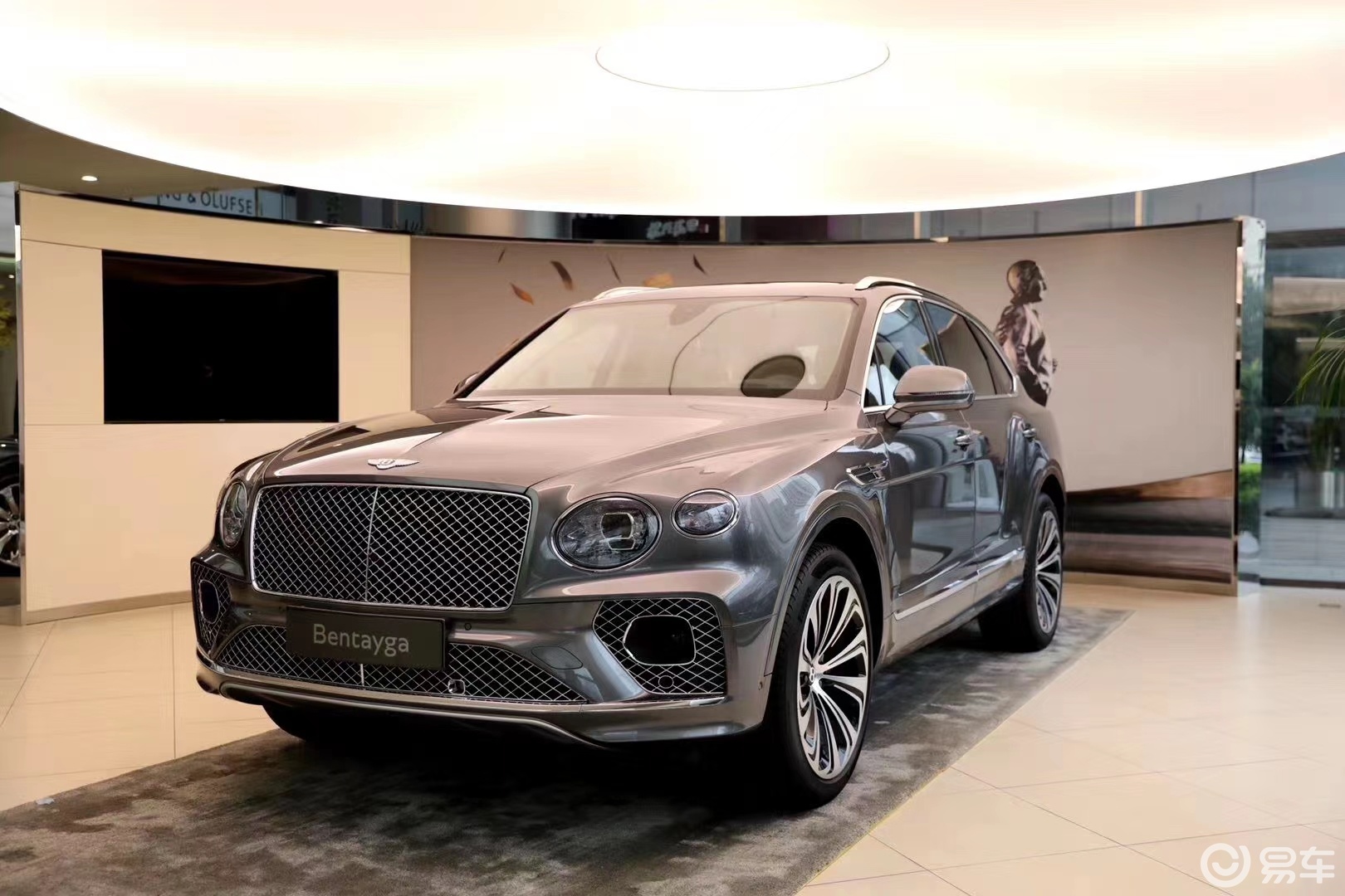 2021款宾利添越4.0bentayga正式开售最新报价