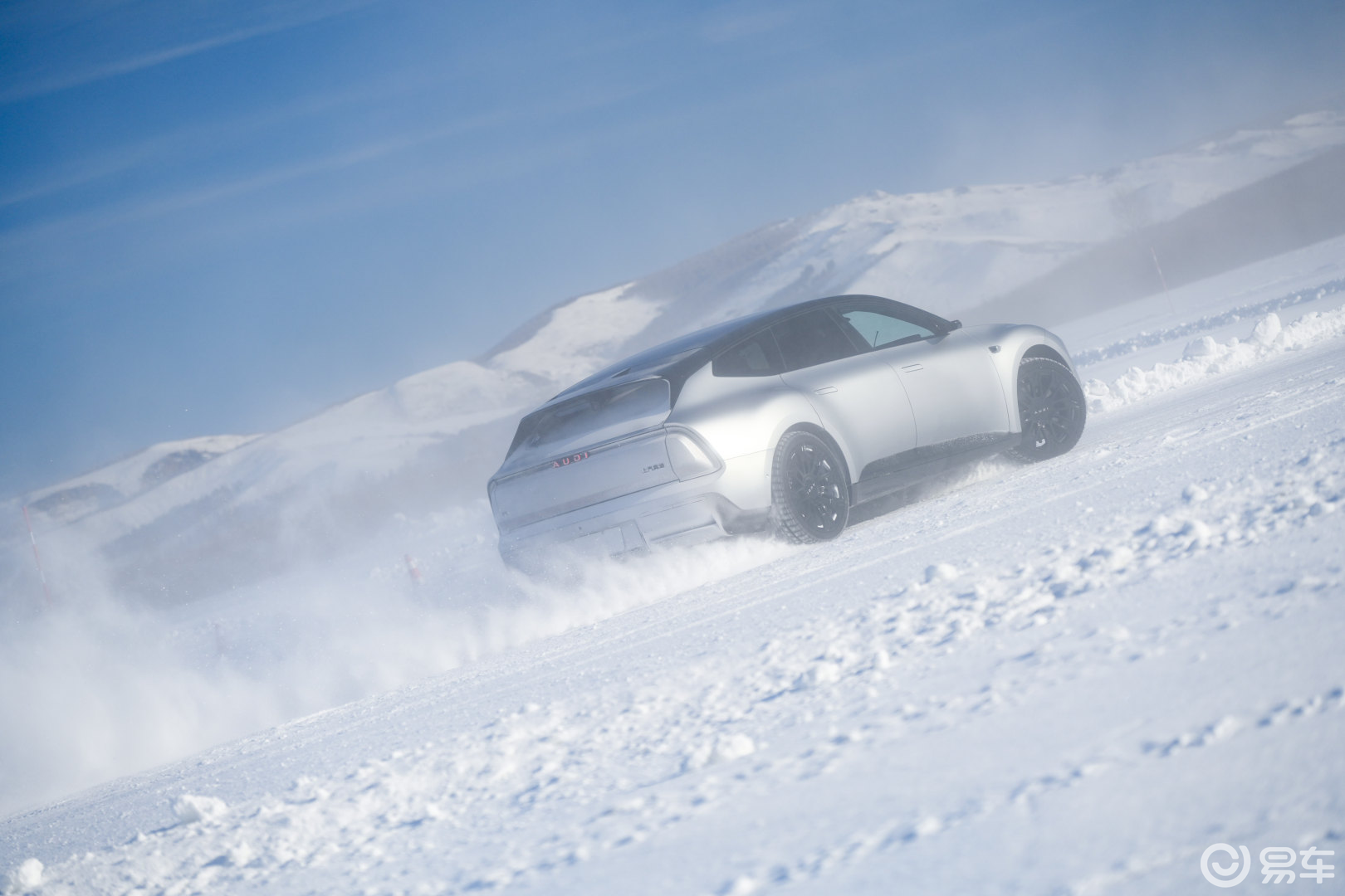 电动之下，驾控未变：奥迪E5 Sportback雪地一课