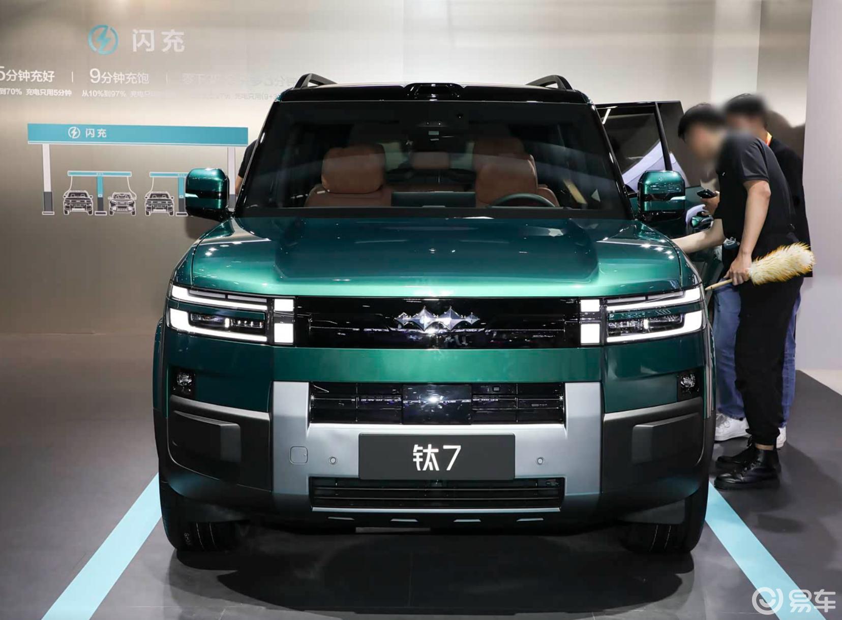 纯电硬派SUV，方程豹钛7 EV，19.98万起