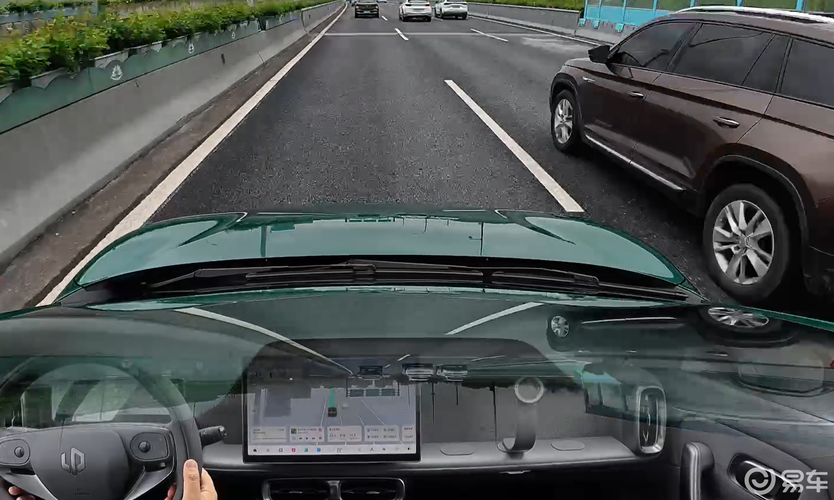 山路试驾零跑Lafa5 Ultra：纯电钢炮后继有车