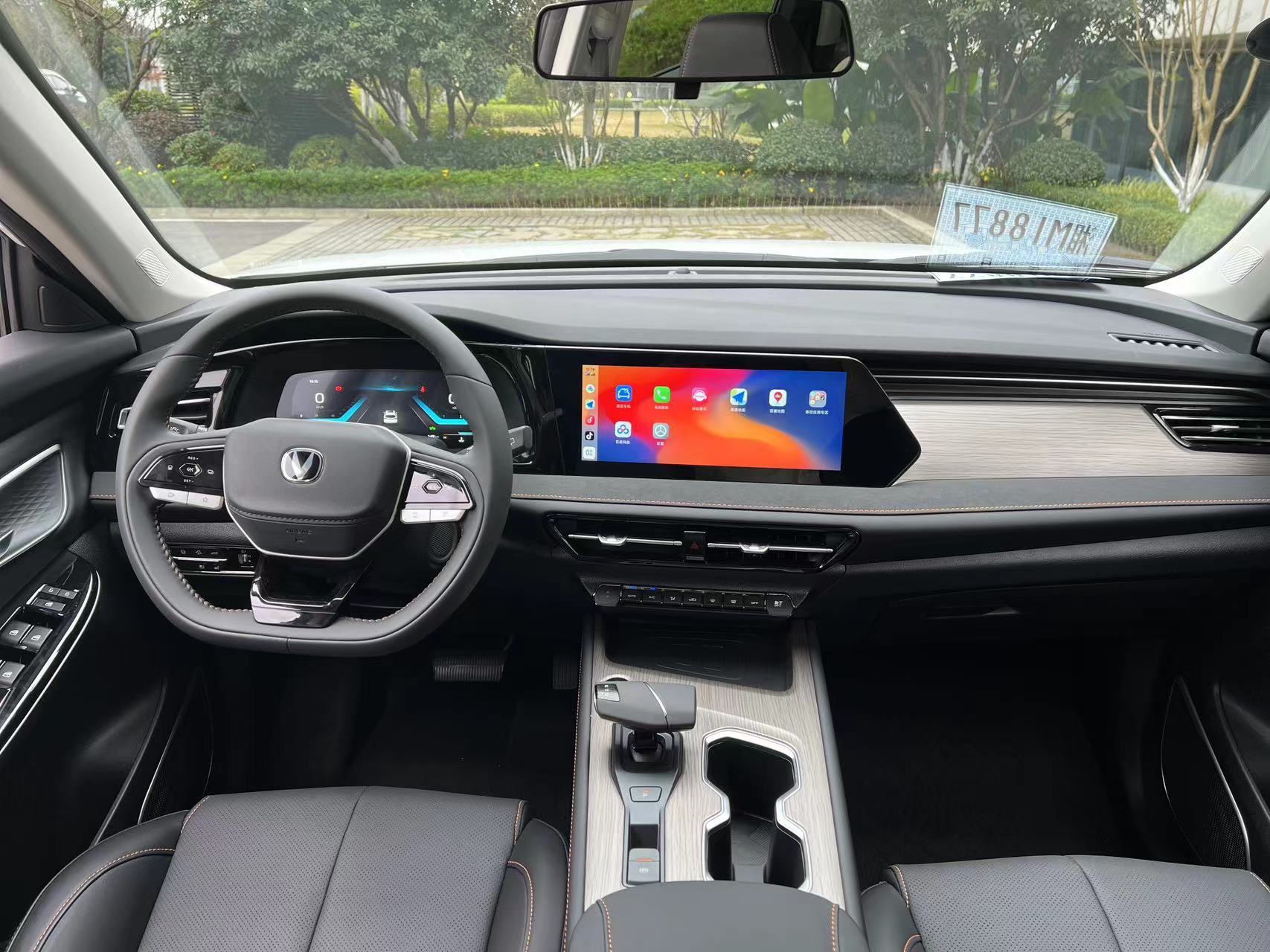 长安欧尚x7 plus车身_内部空间_座椅