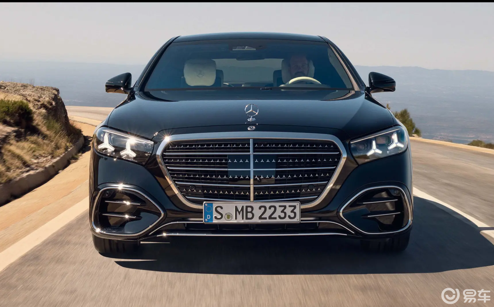 超50%部件换新？新S级换装E级同款大屏，后轮转向10度