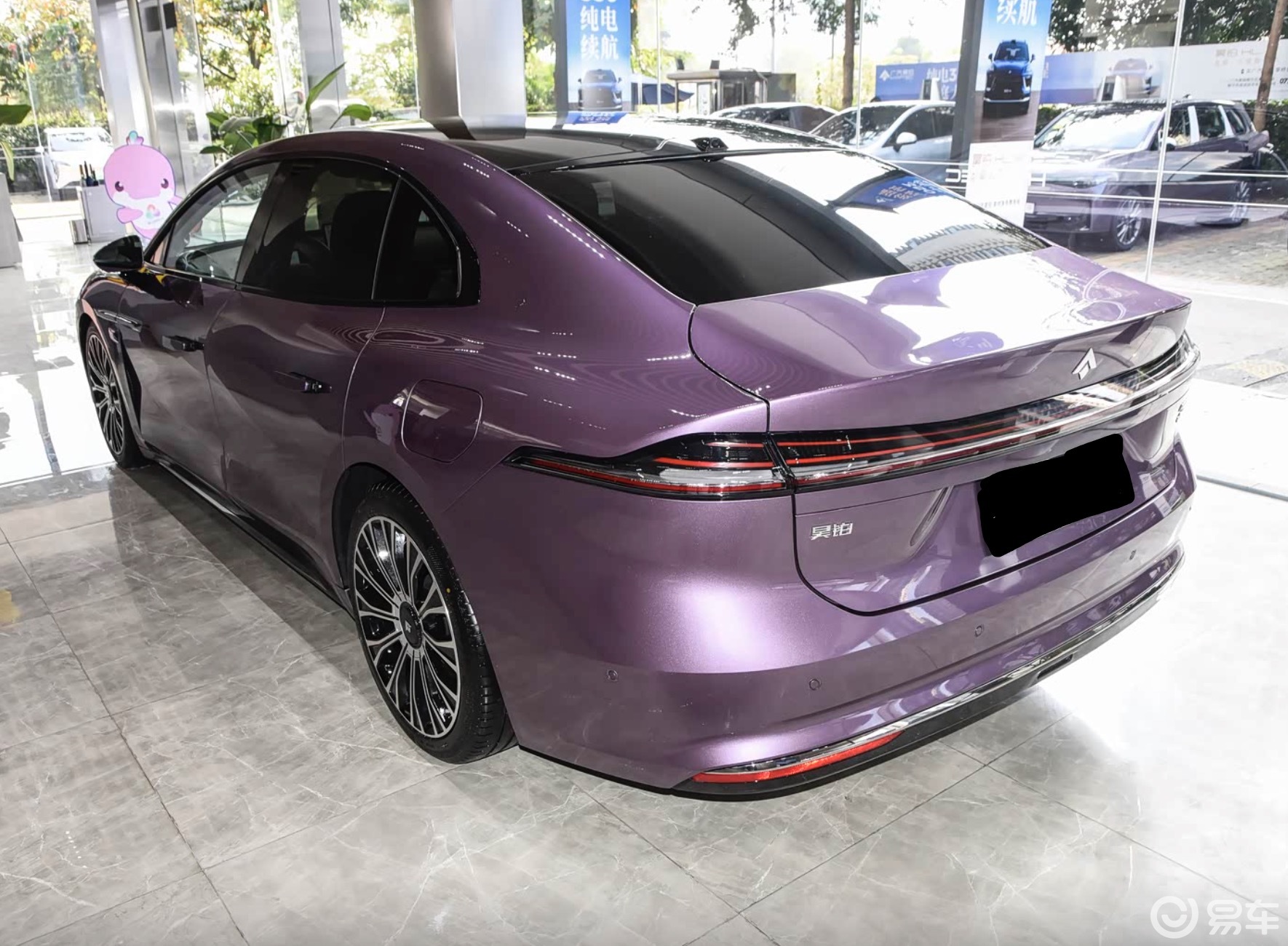 昊铂A800上市配华为乾崑ADS4搭三电四驱系统