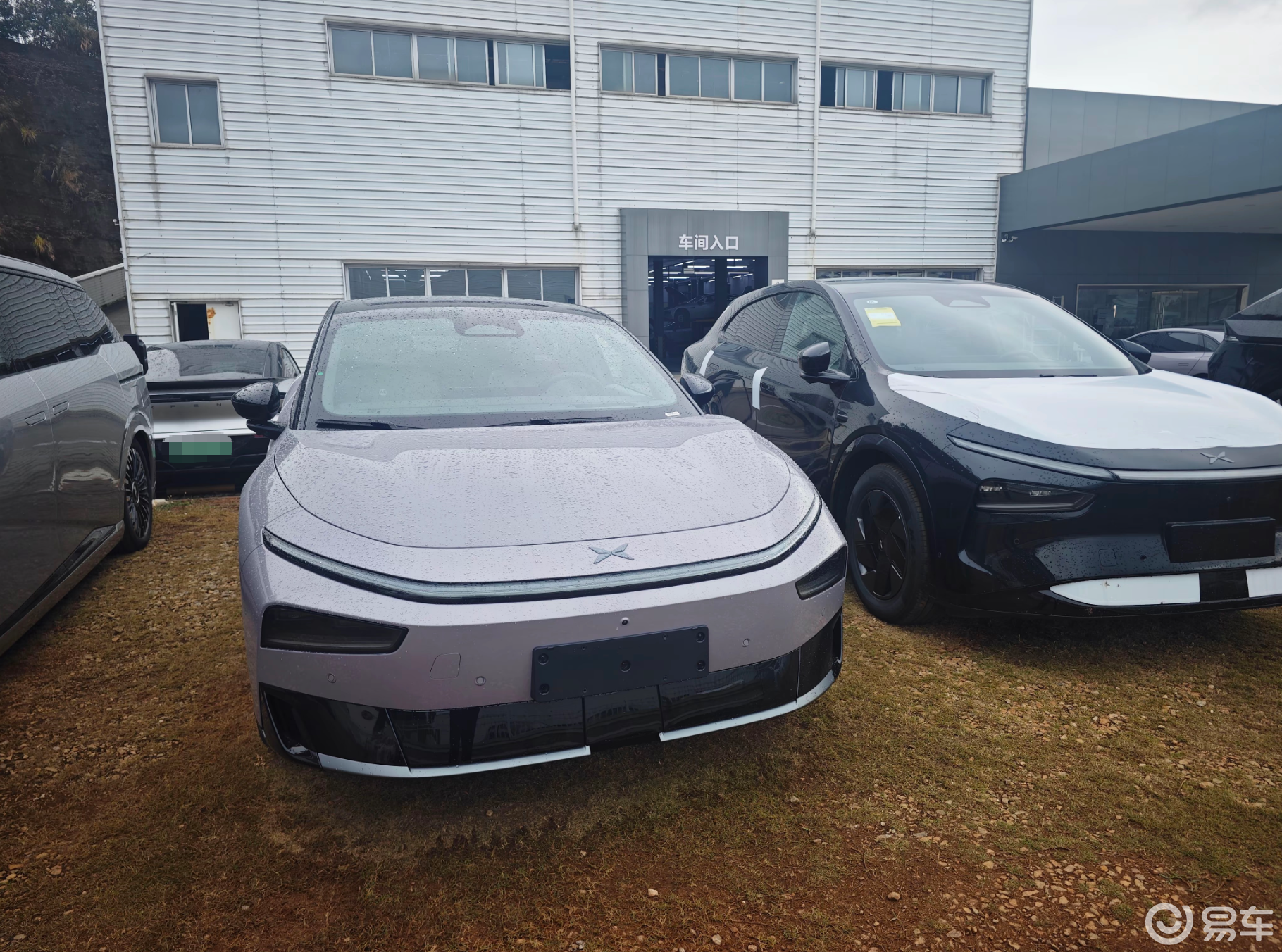 26款小鹏P7+增程版，造型调整+小蓝灯，续航325km