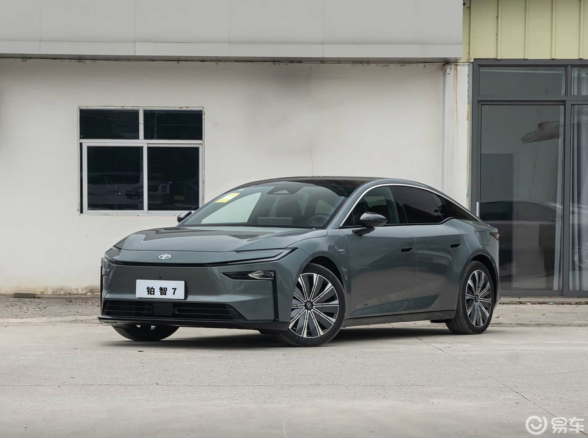 限时补贴权益全系进入20万内，广汽丰田铂智7怎么选？