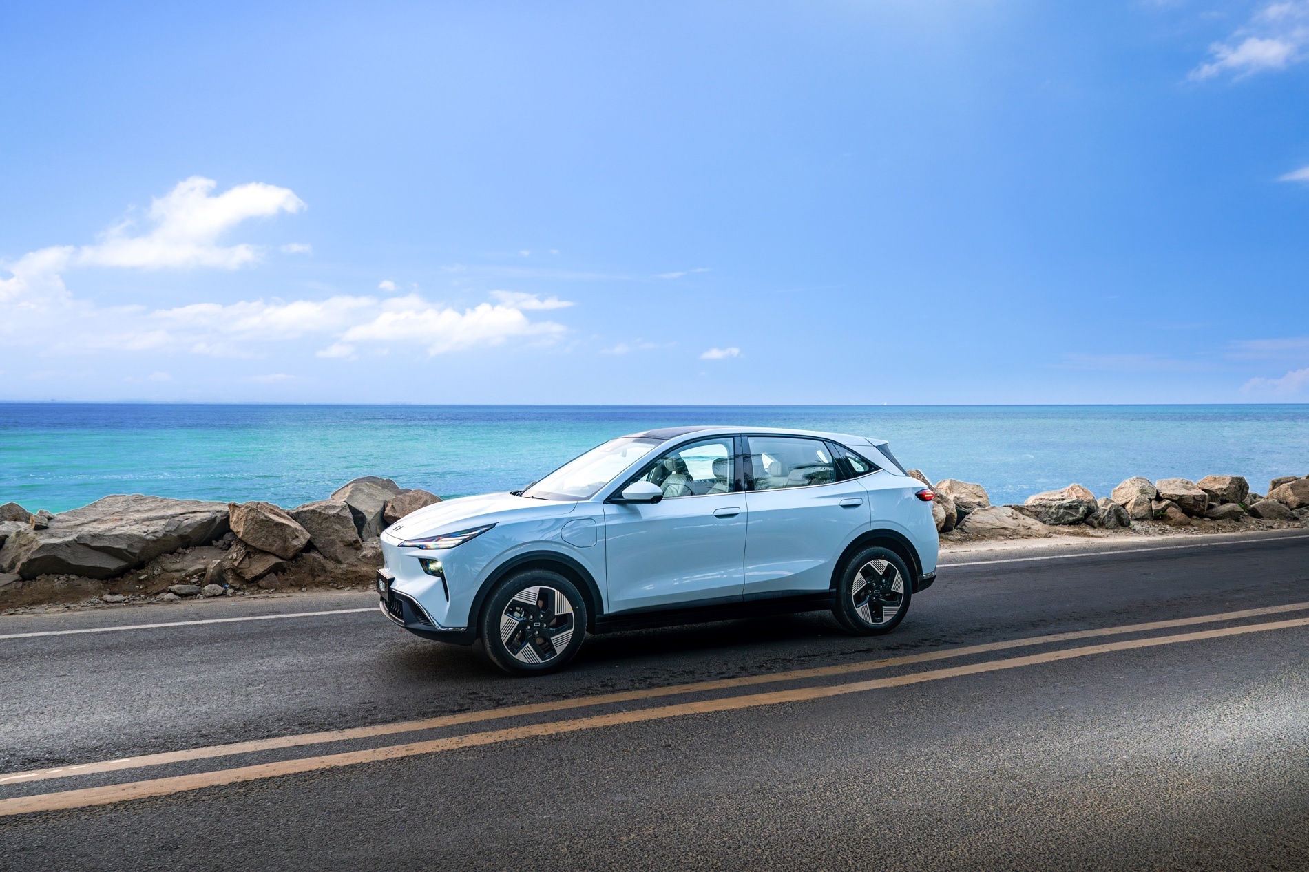 和张若昀一起解锁悦意出行2026款悦意03 7.98万起 和张若昀一起解锁悦意出行2026款悦意03 7.98万起