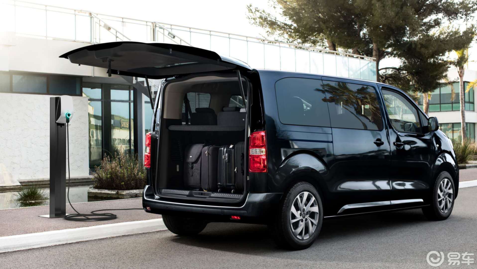 雪铁龙纯电mpv售价_易车网