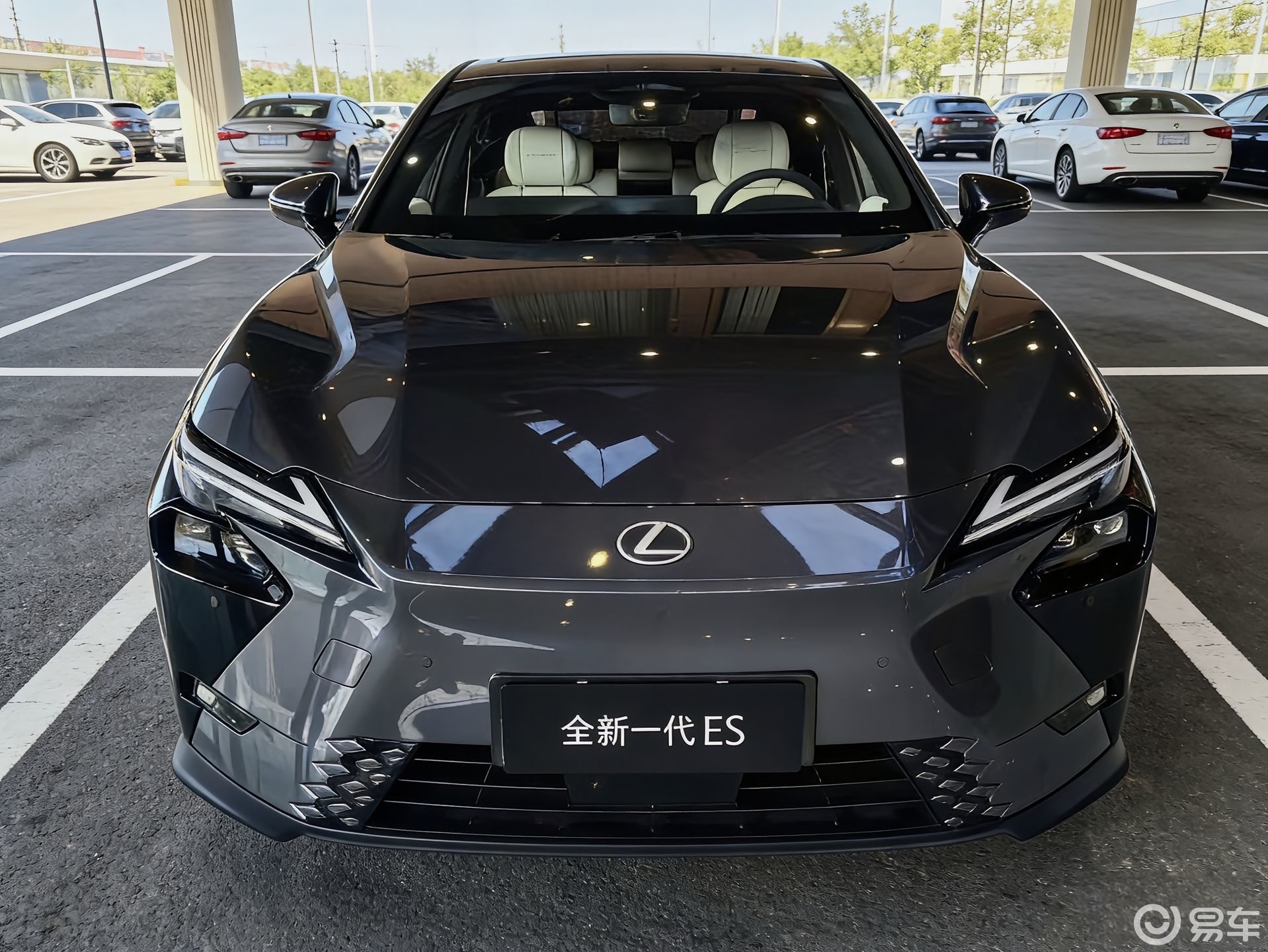 全新雷克萨斯ES,大过奥迪A6L配343马力,混动/纯电