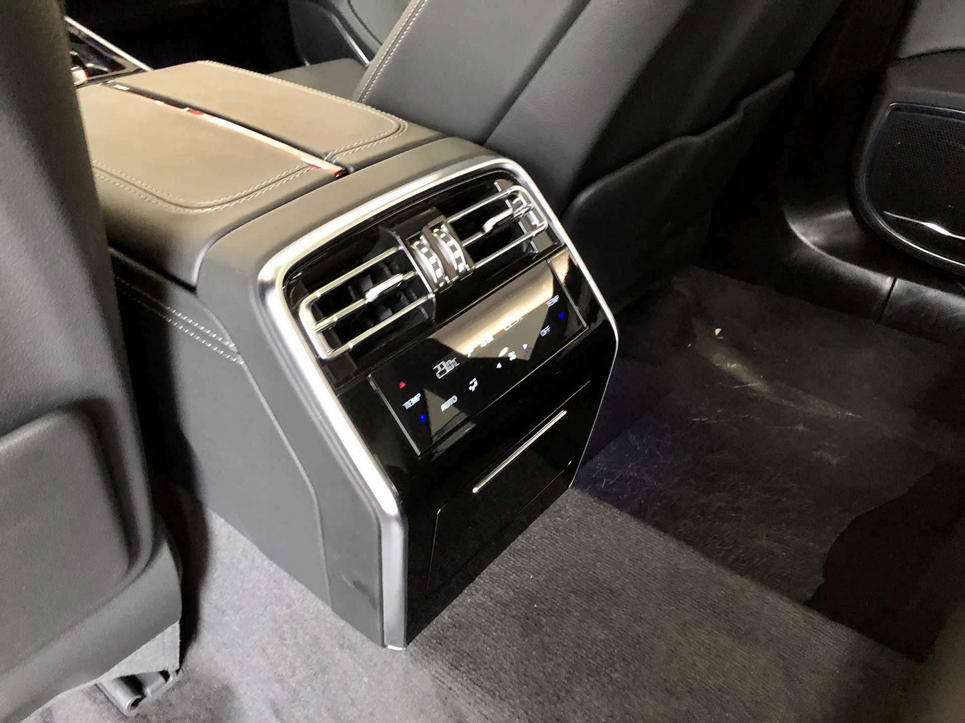 红旗h9后排-马力-上市-易车