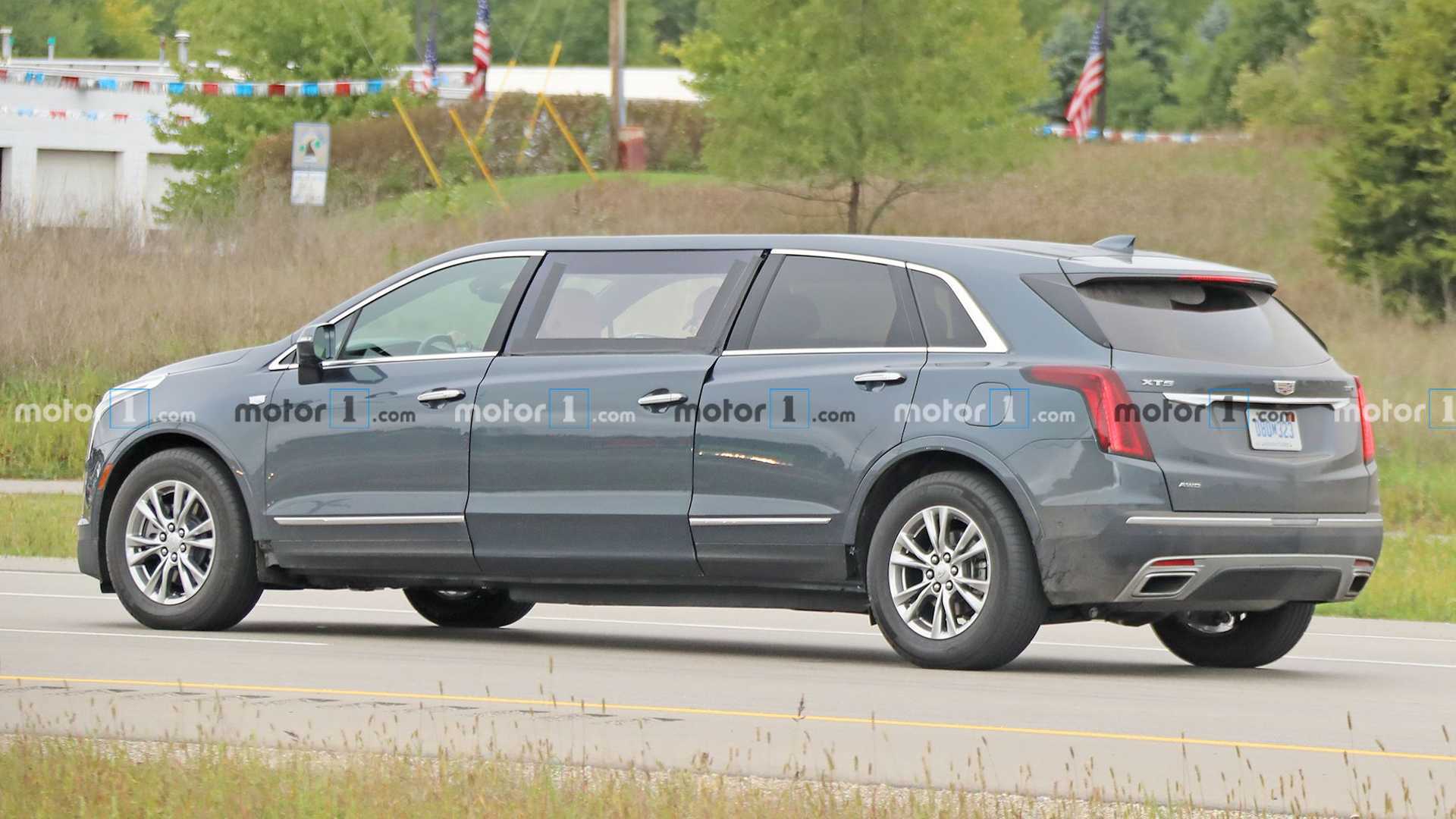 搭载3.0升v6引擎 凯迪拉克xt5加长版轿车谍照曝光