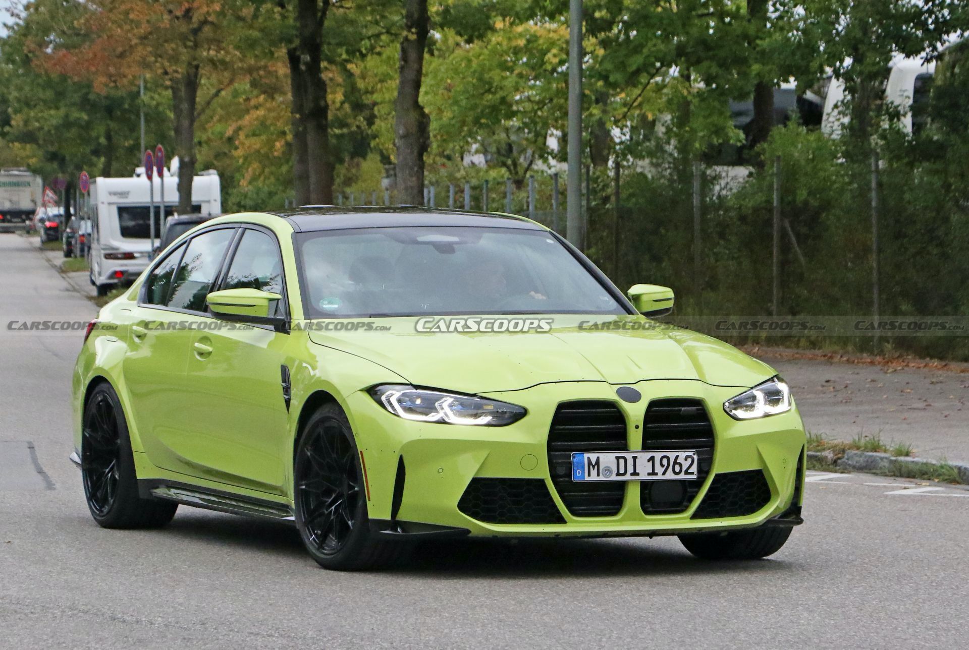 宝马m3外观_车标_保险杠