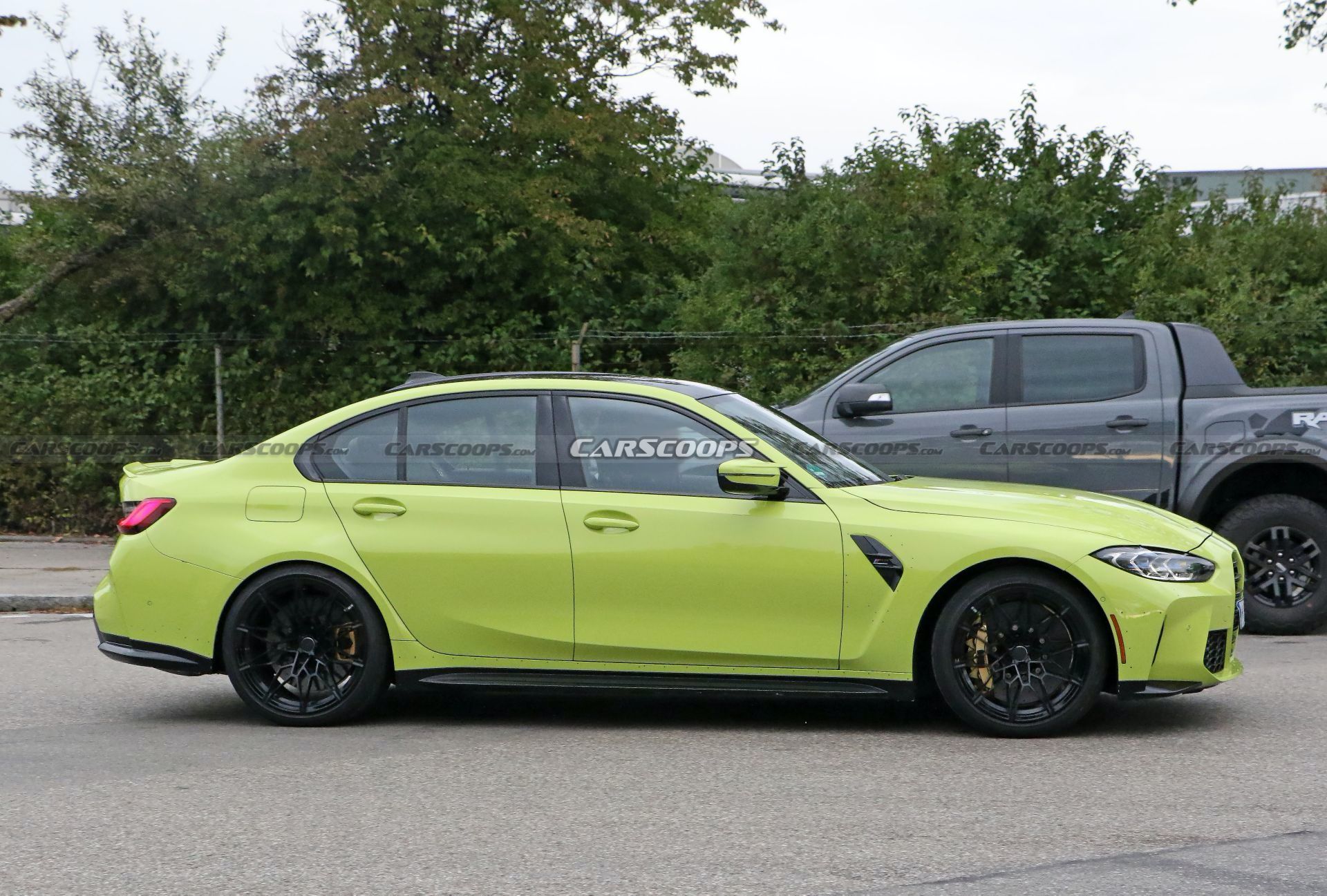 宝马m3外观_车标_保险杠