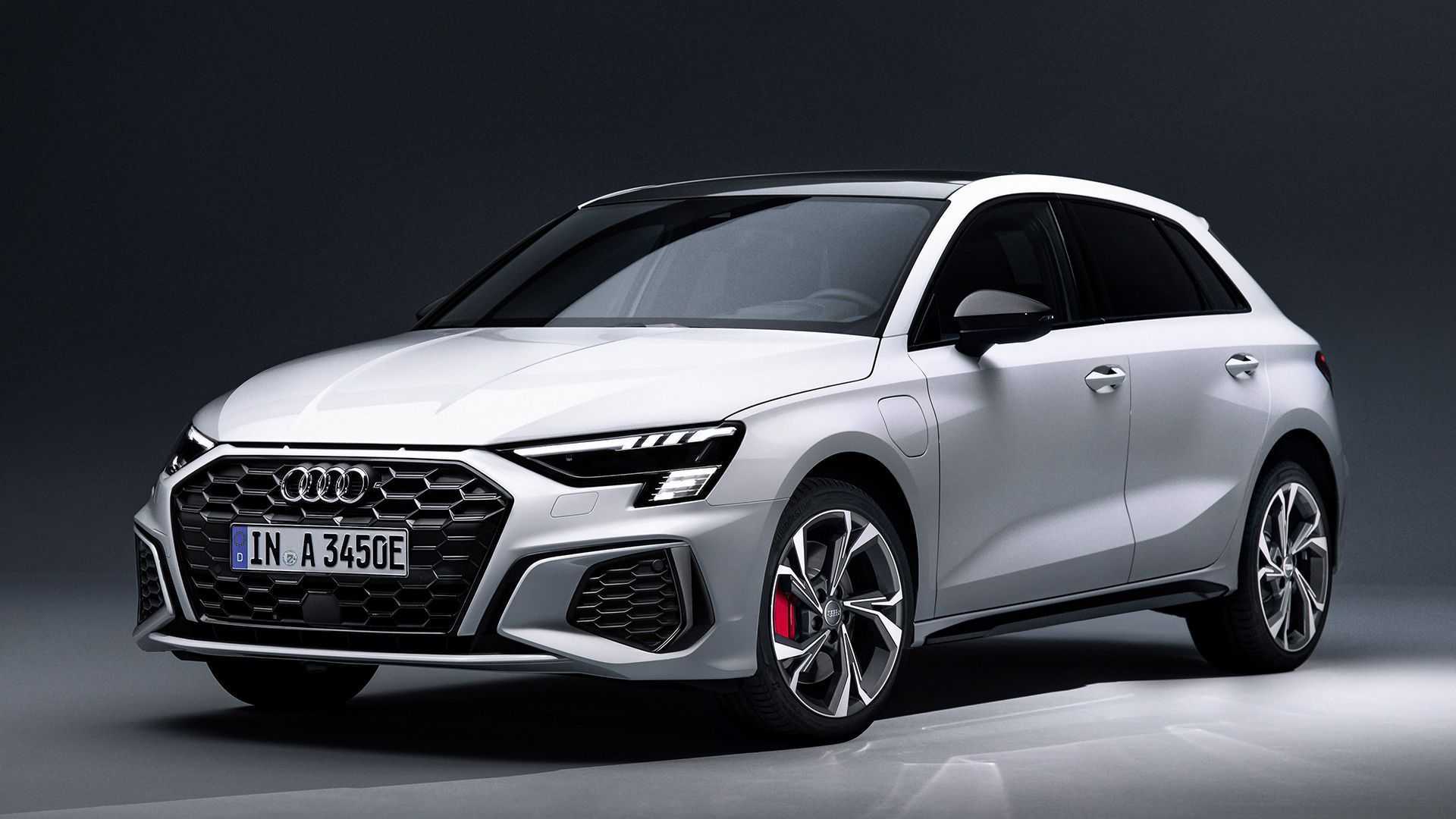 目前,奥迪2021款a3 sportback 45 tfsi e在德国上市,这是大众继斯柯达