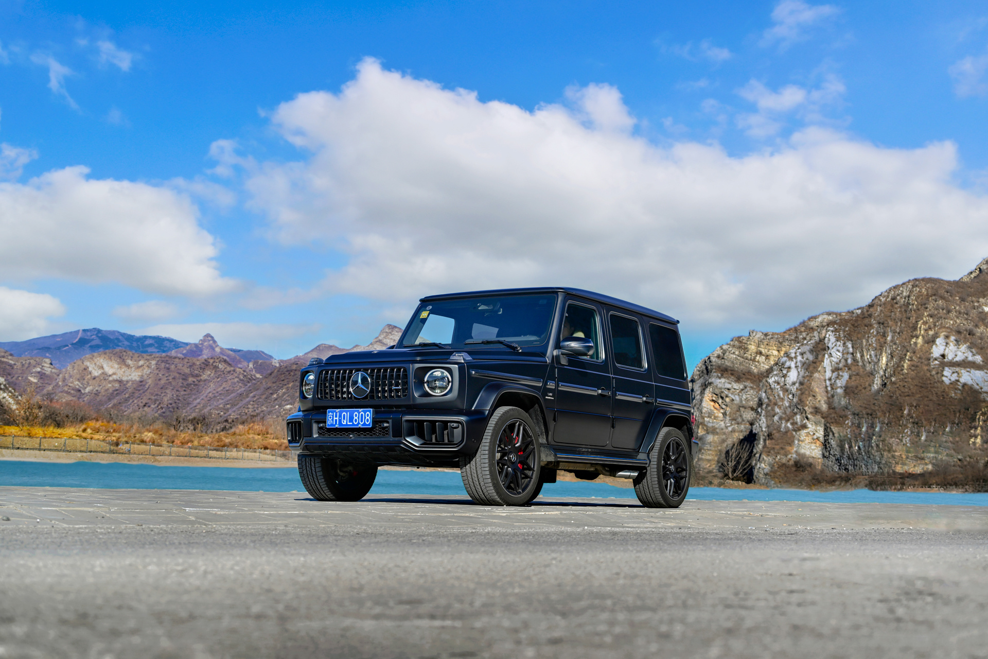 V8加电，令节能与性能兼备！试驾梅赛德斯-AMG G63