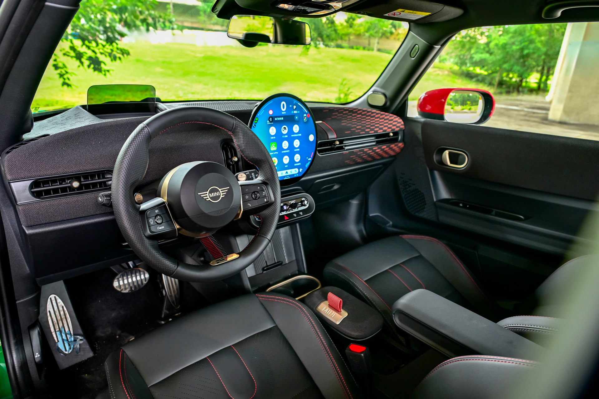 这不仅仅是一辆车，更是一种生活态度！试驾MINI JCW