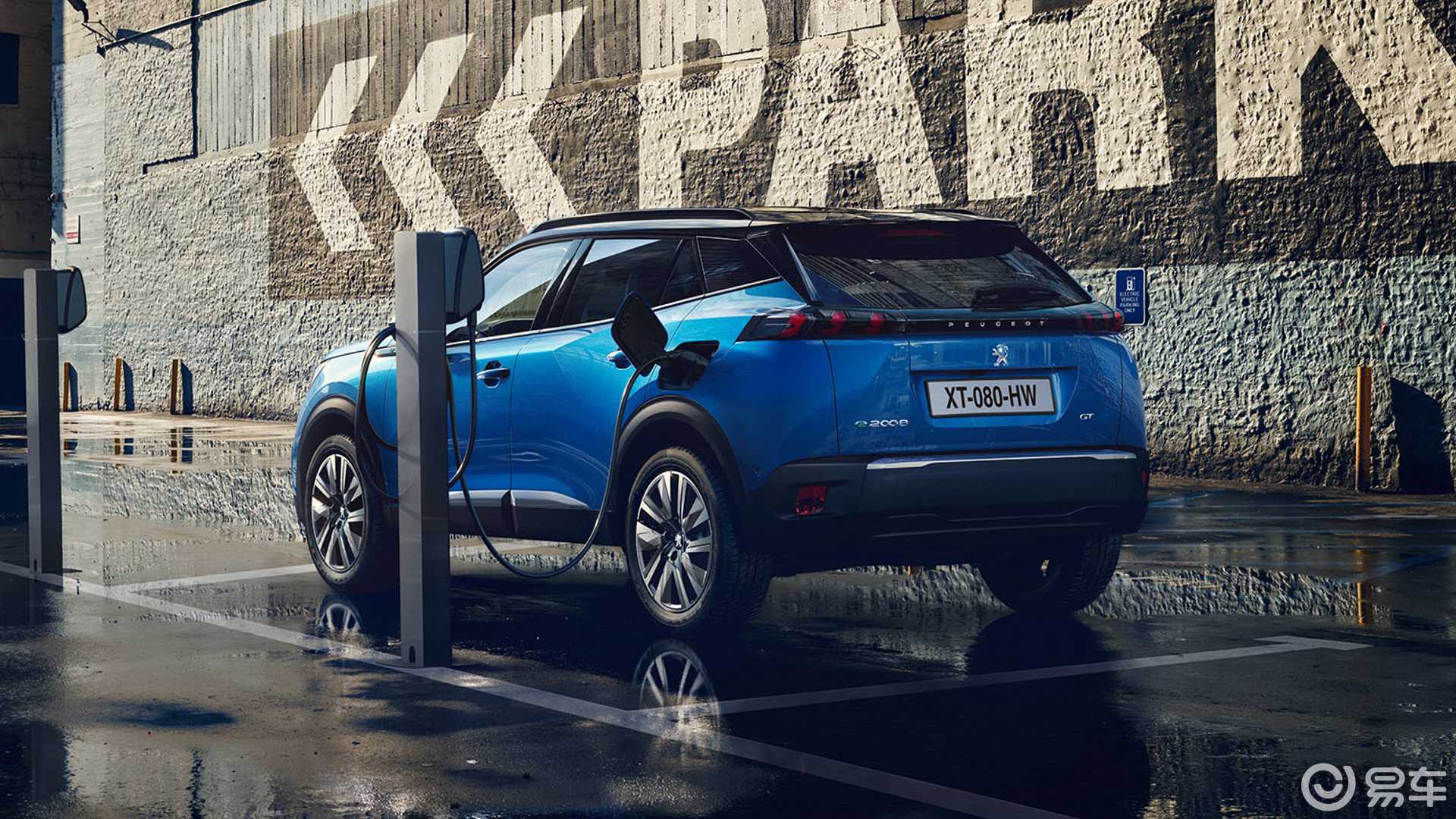 标致e2008官图发布