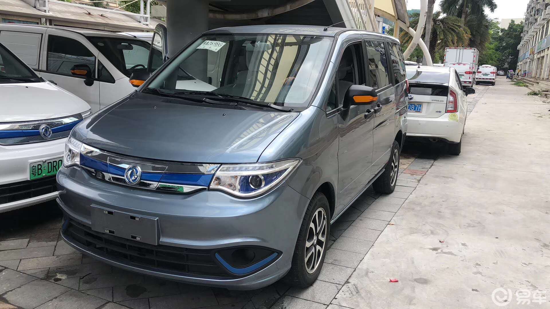 新能源汽车纯电动汽车新能源货运车纯电动商务车