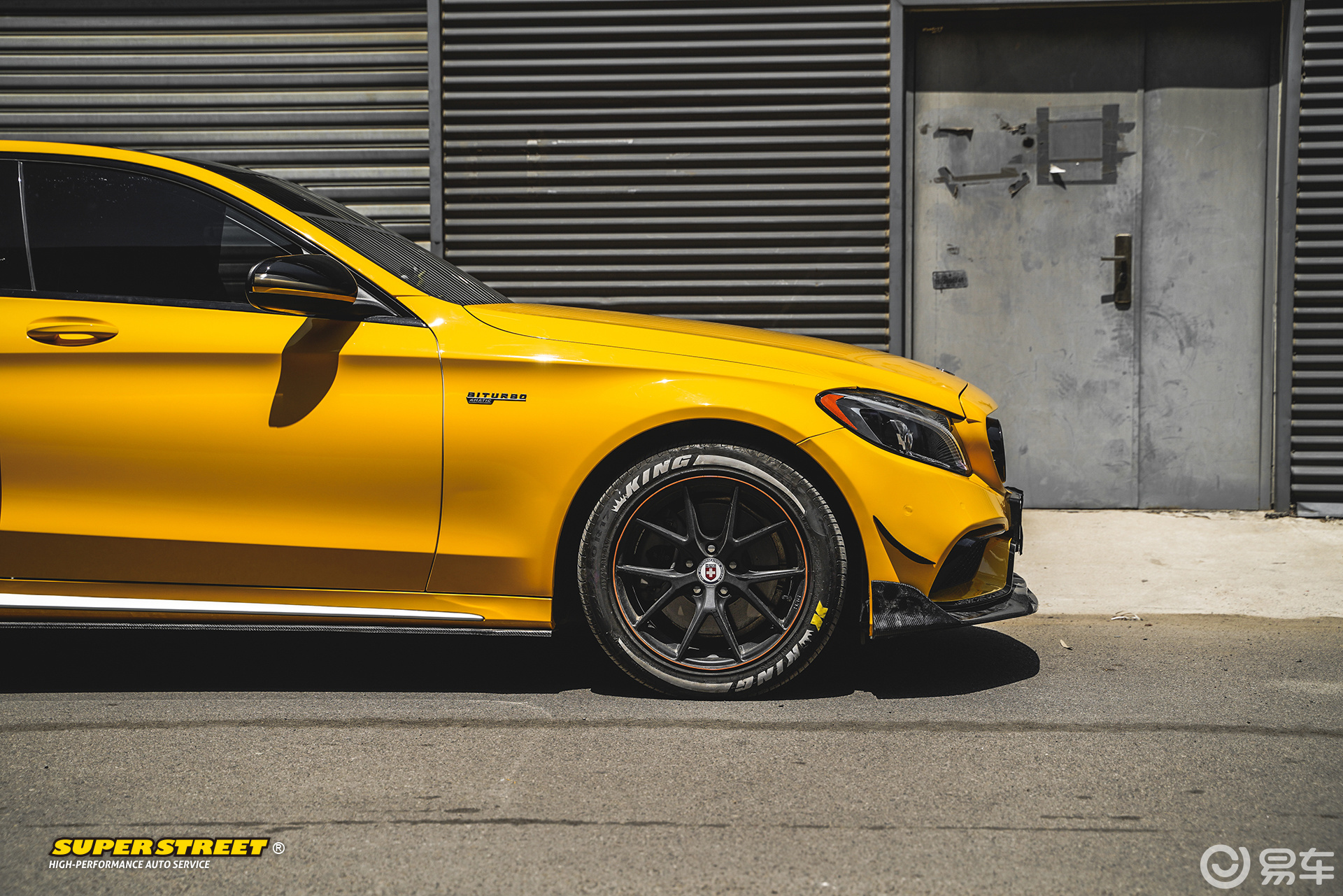 奔驰c级(w205)改色艾利亮光深黄改色膜