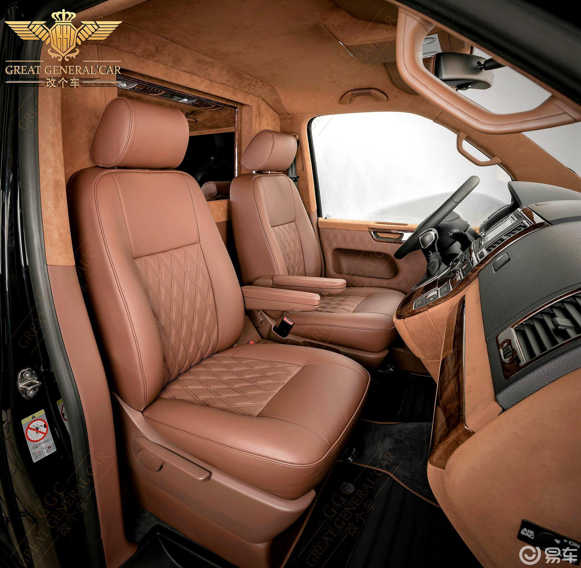 大众T6凯路威内饰改装_福特撼路者内饰改装_大众MPV内饰升级改造