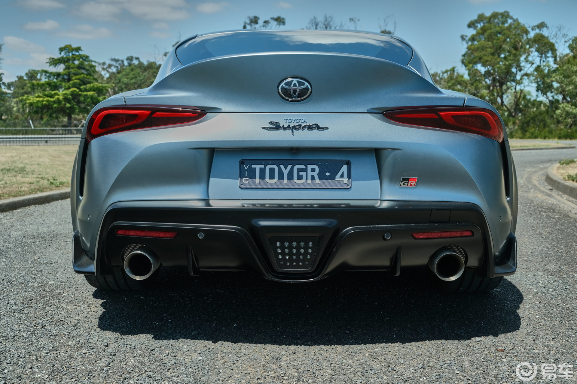 外媒测试新丰田牛魔王gts900公里爽到心里