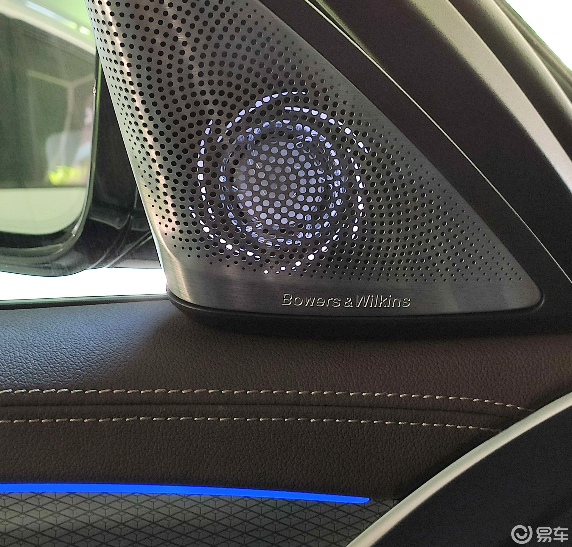 对比哈曼卡顿和沃尔沃的宝华谈宝马5系的宝华韦健音响