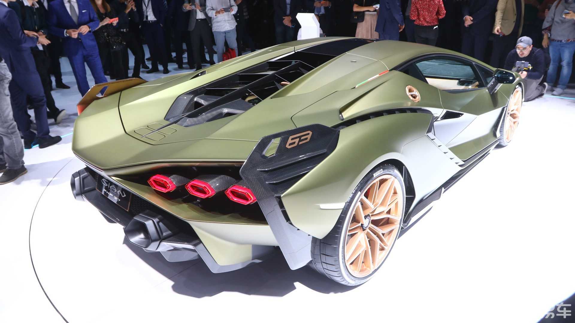 【菲常快讯】#全新兰博基尼蛮牛?敬请期待!