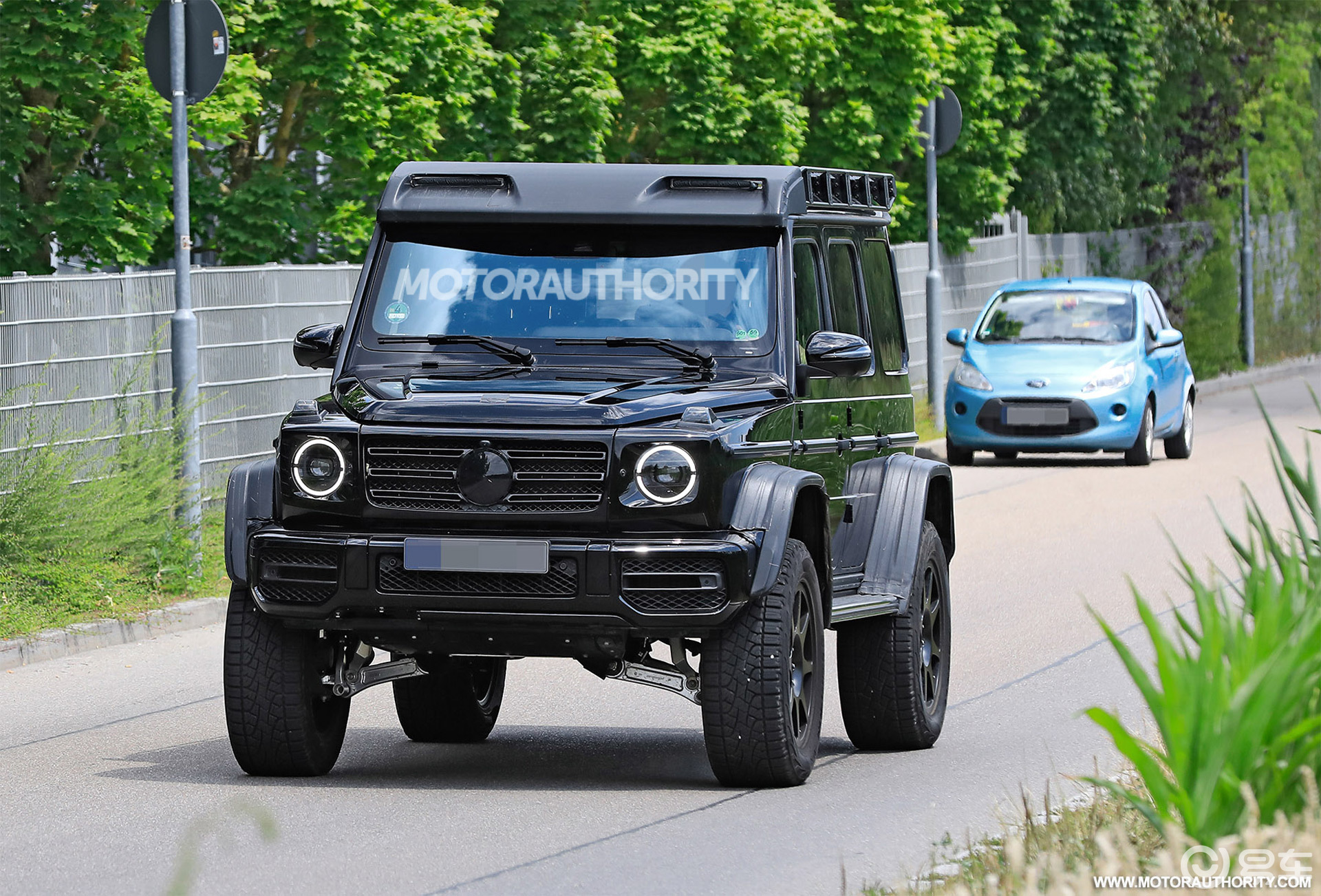 谍照曝光 21款奔驰g500 4x4 价格超300万元