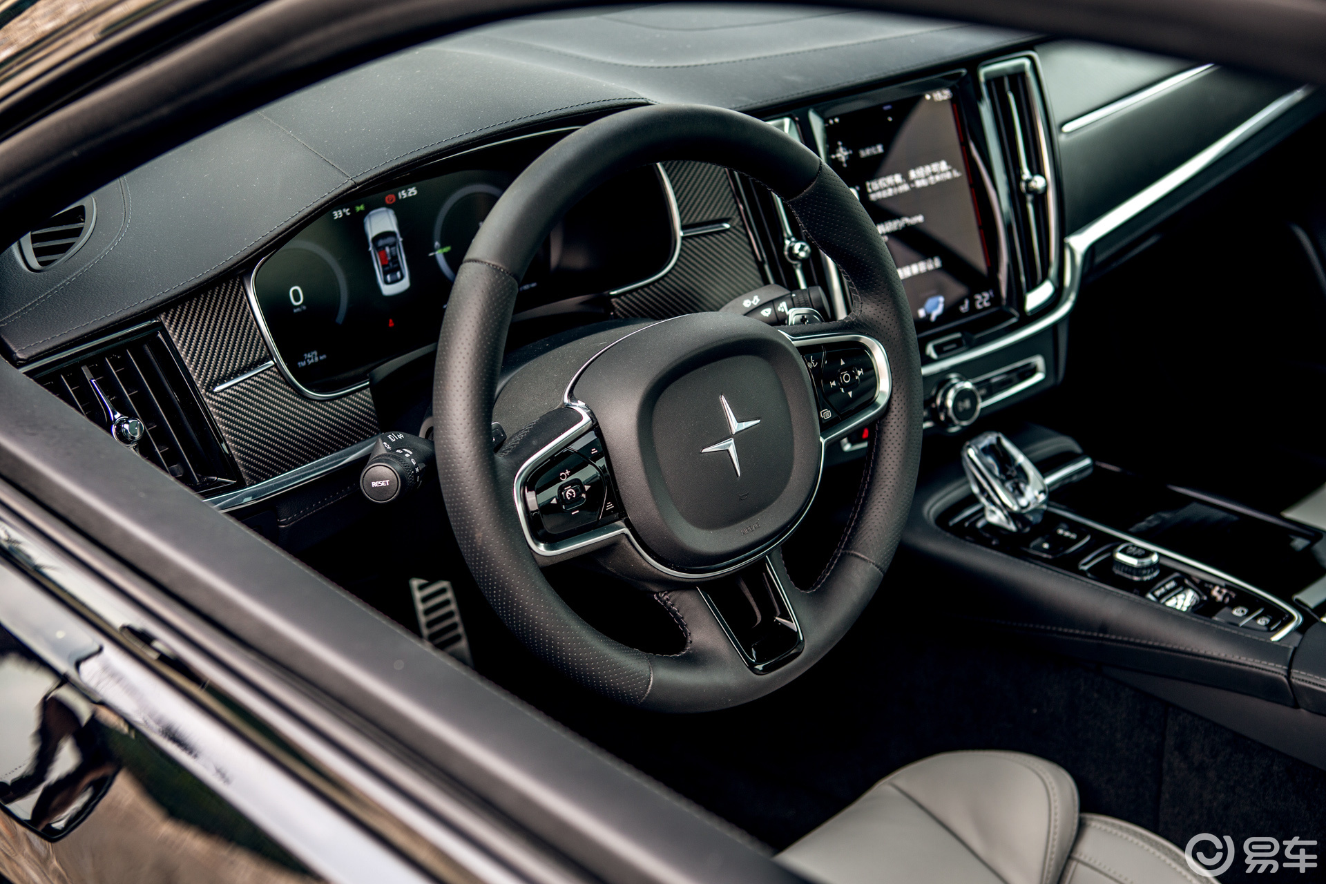 polestar 1内饰-转速表-易车