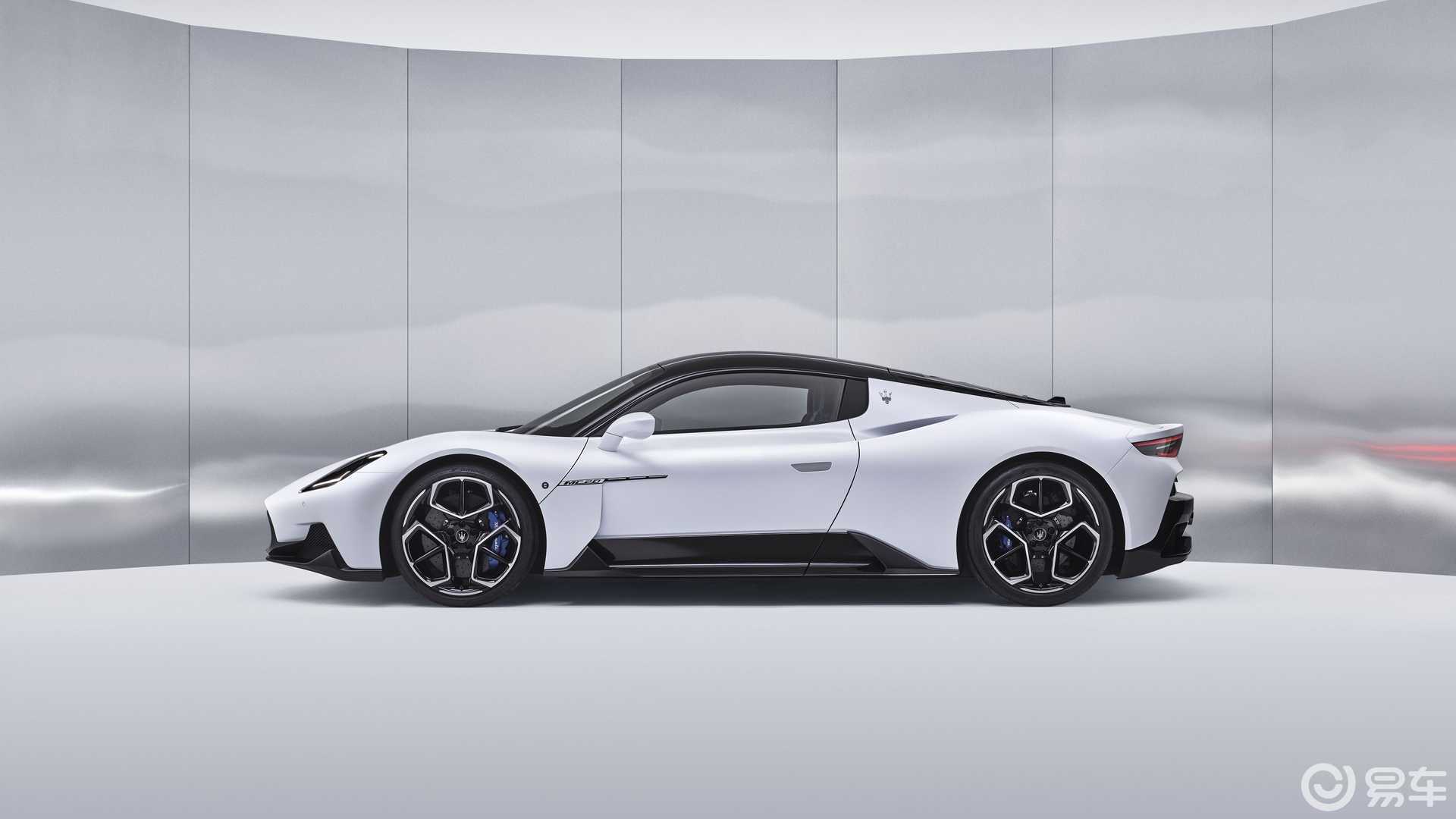 不负三叉戟之名:2021年玛莎拉蒂mc20