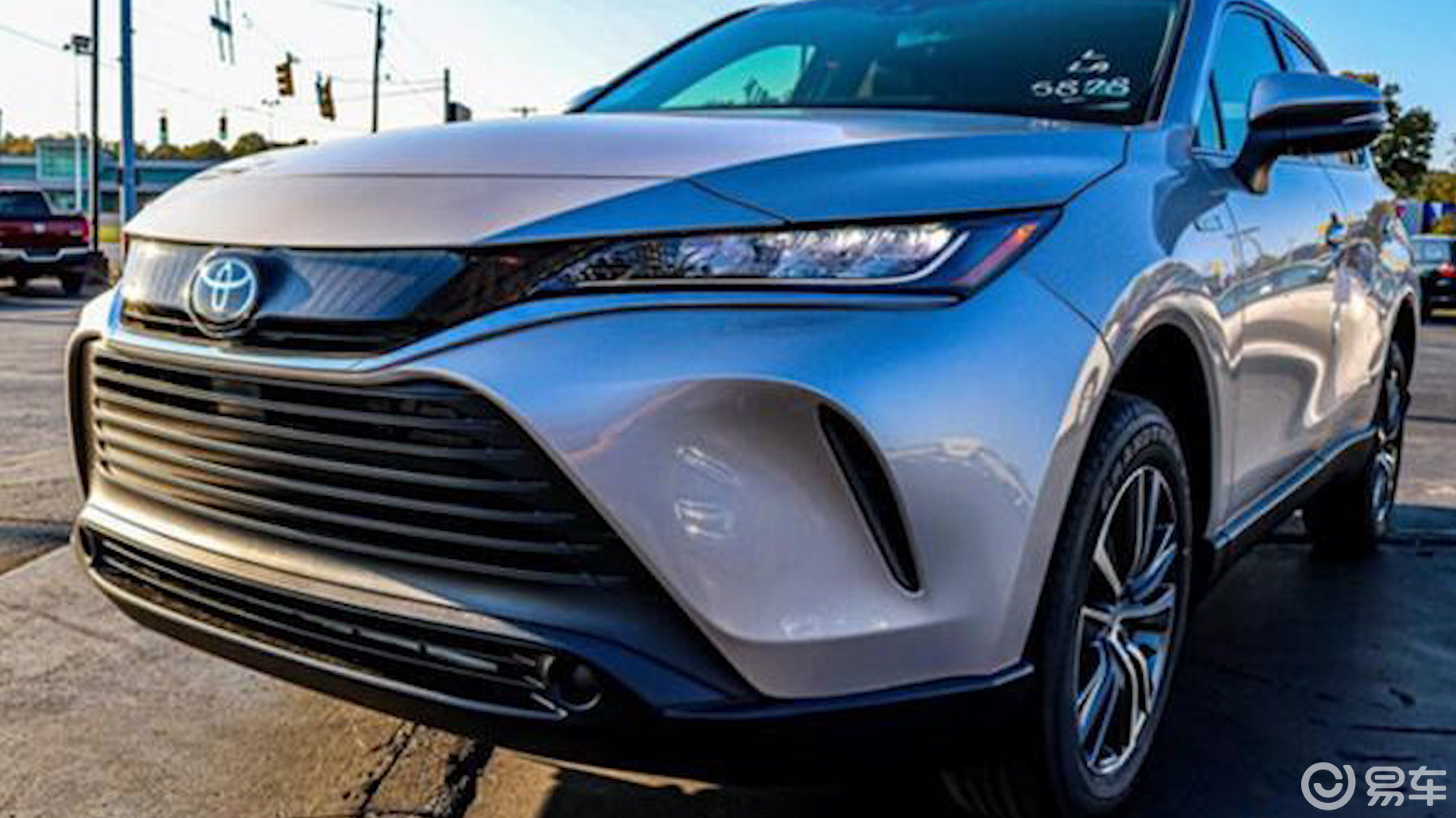 新一代丰田威飒满血重现江湖,不知何时国内投产!_易车