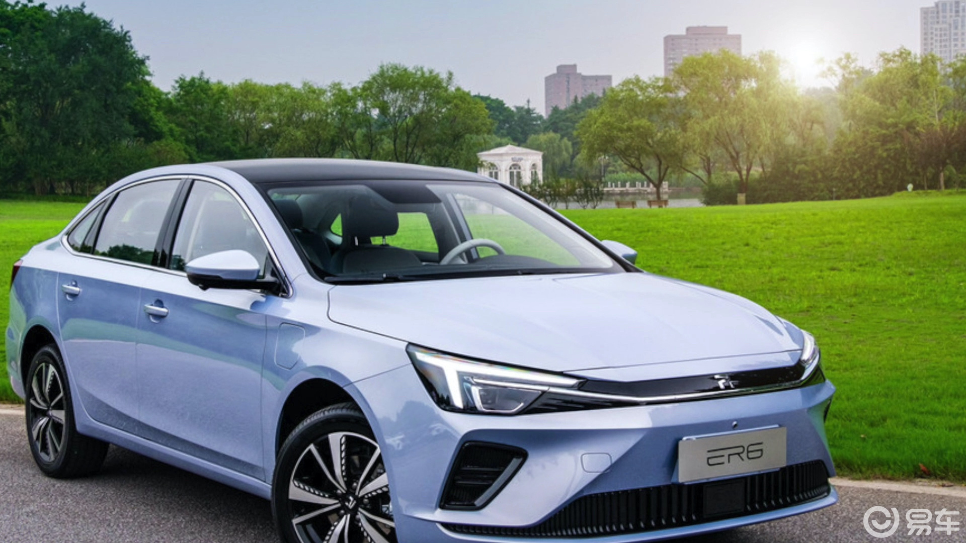r汽车旗舰纯电轿车新动版er6焕新上市