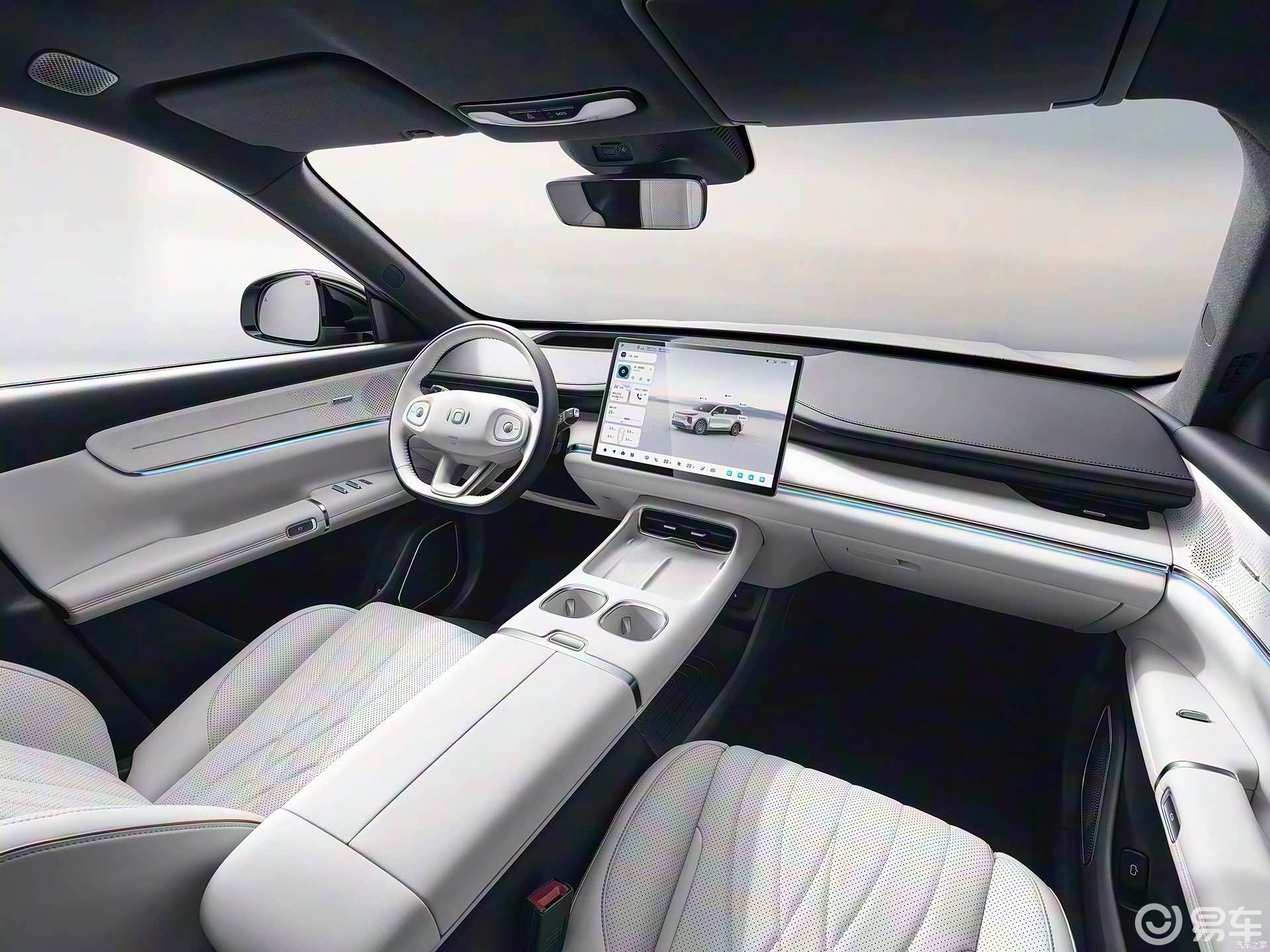 东风奕派eπ008对比长安启源Q07:家用谁更贴合需求?