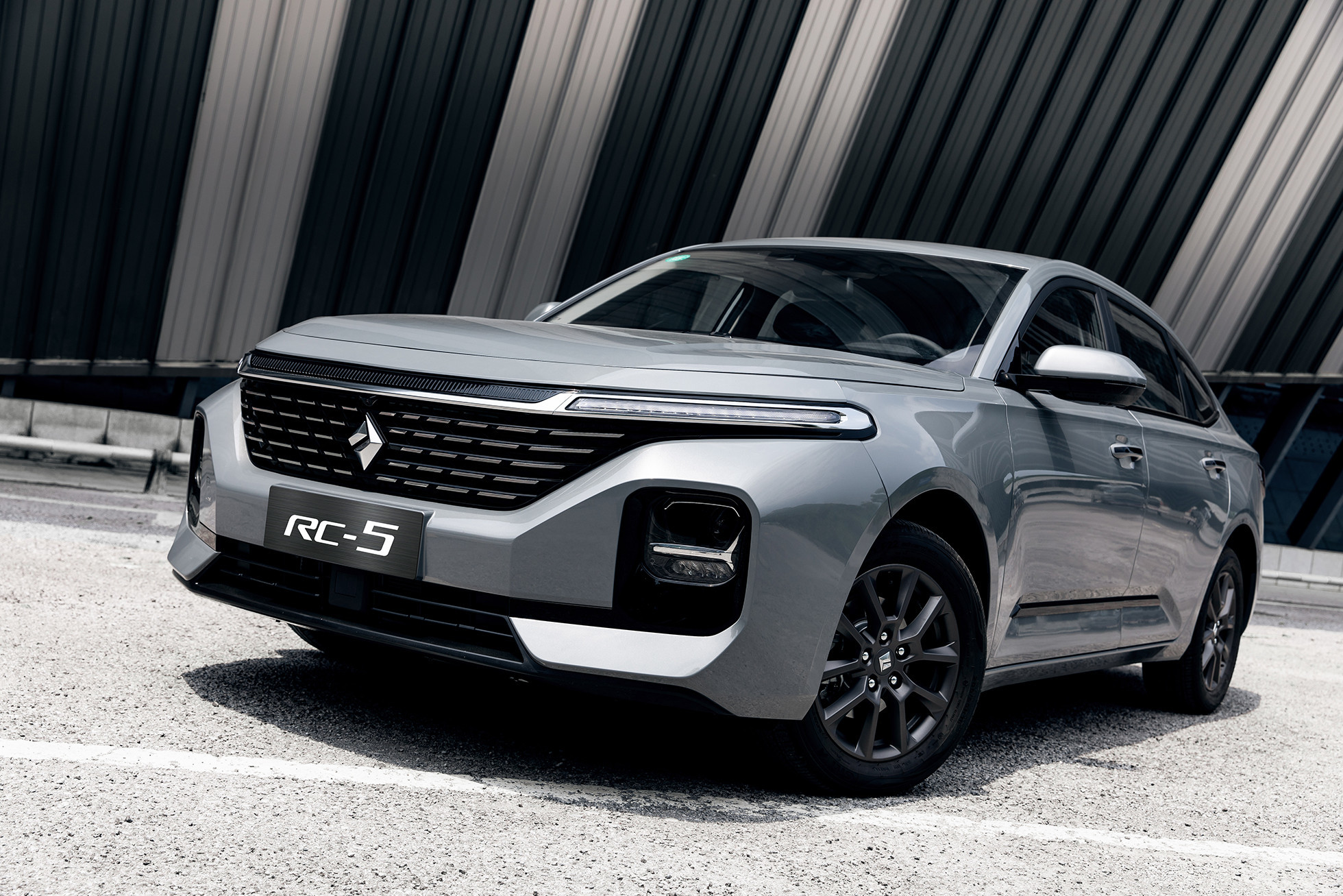 高颜值,更智能,新宝骏rc-5将于8月上市