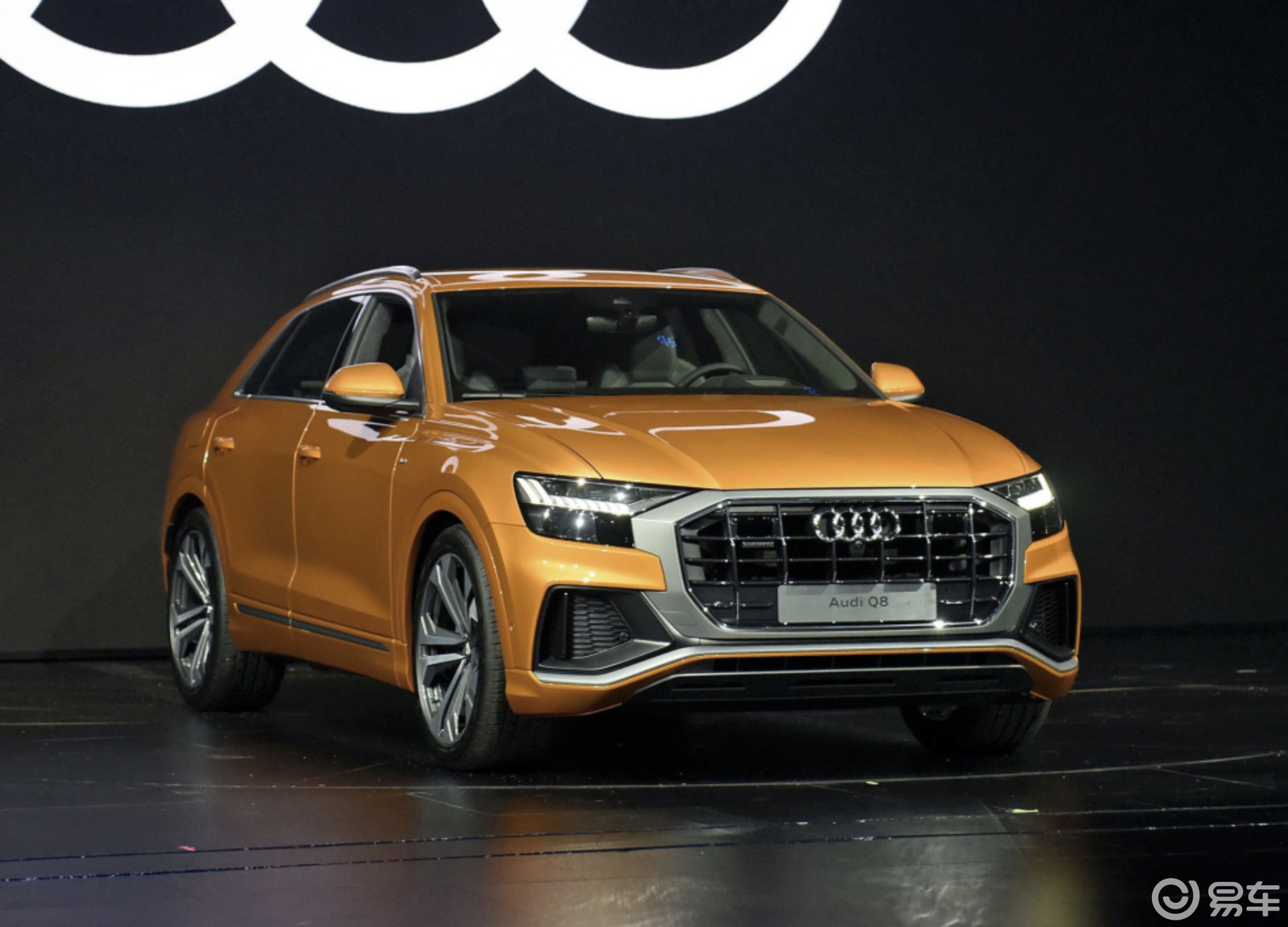 预售77万起旗舰轿跑suv奥迪q8成都车展开启预售